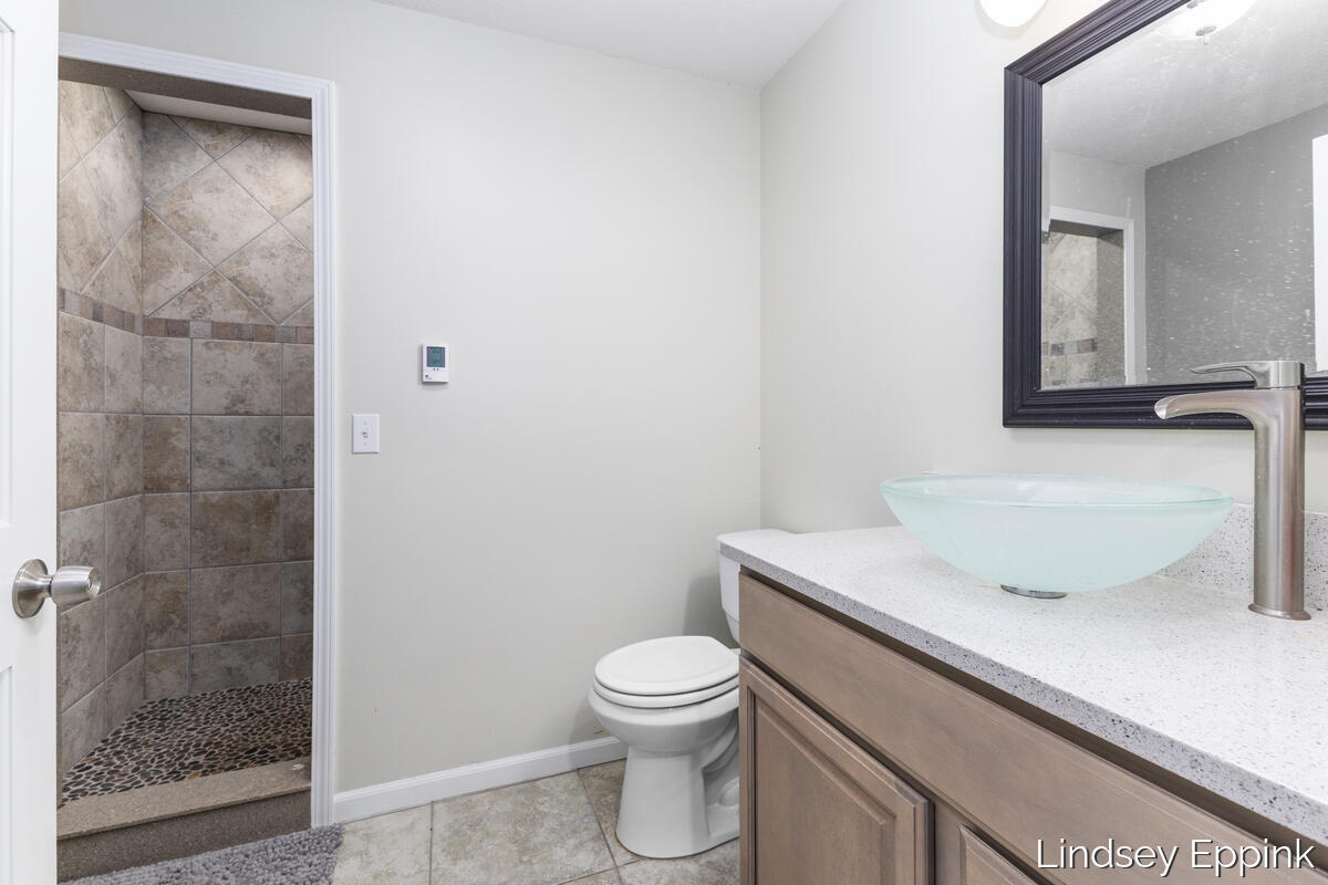 428 Escanaba Lane Muskegon MI 49442