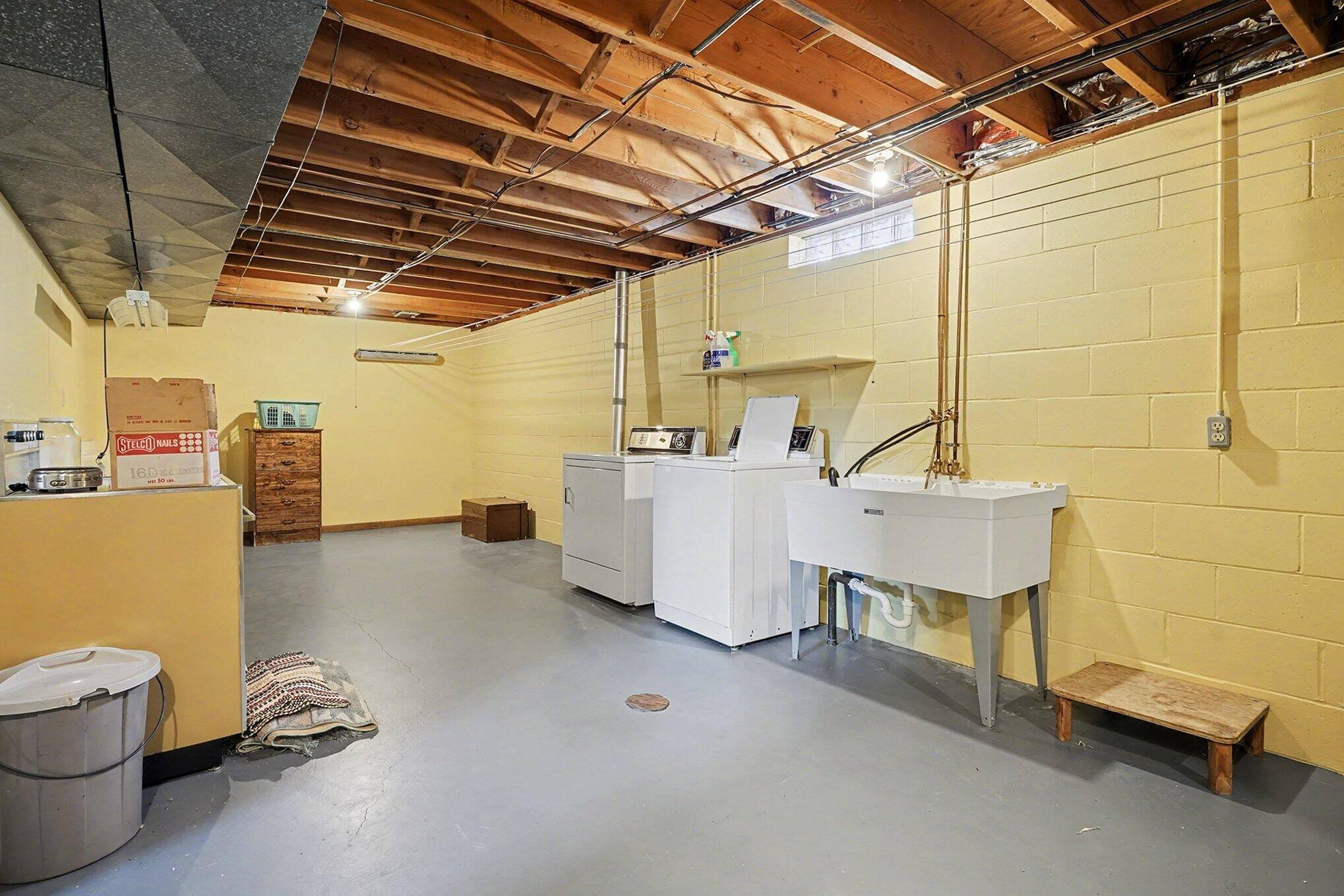 11550 144th Avenue West Olive MI 49460