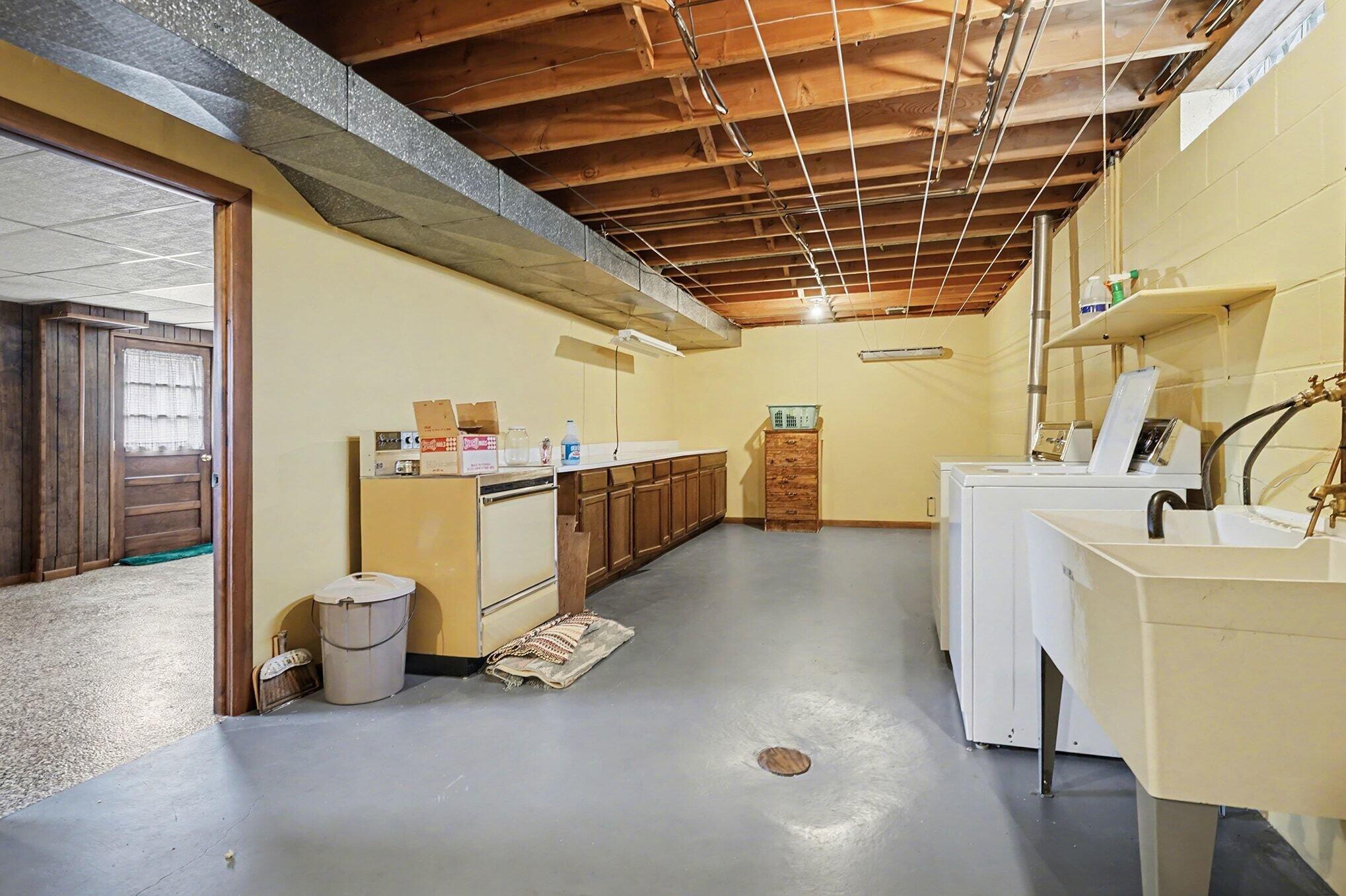 11550 144th Avenue West Olive MI 49460
