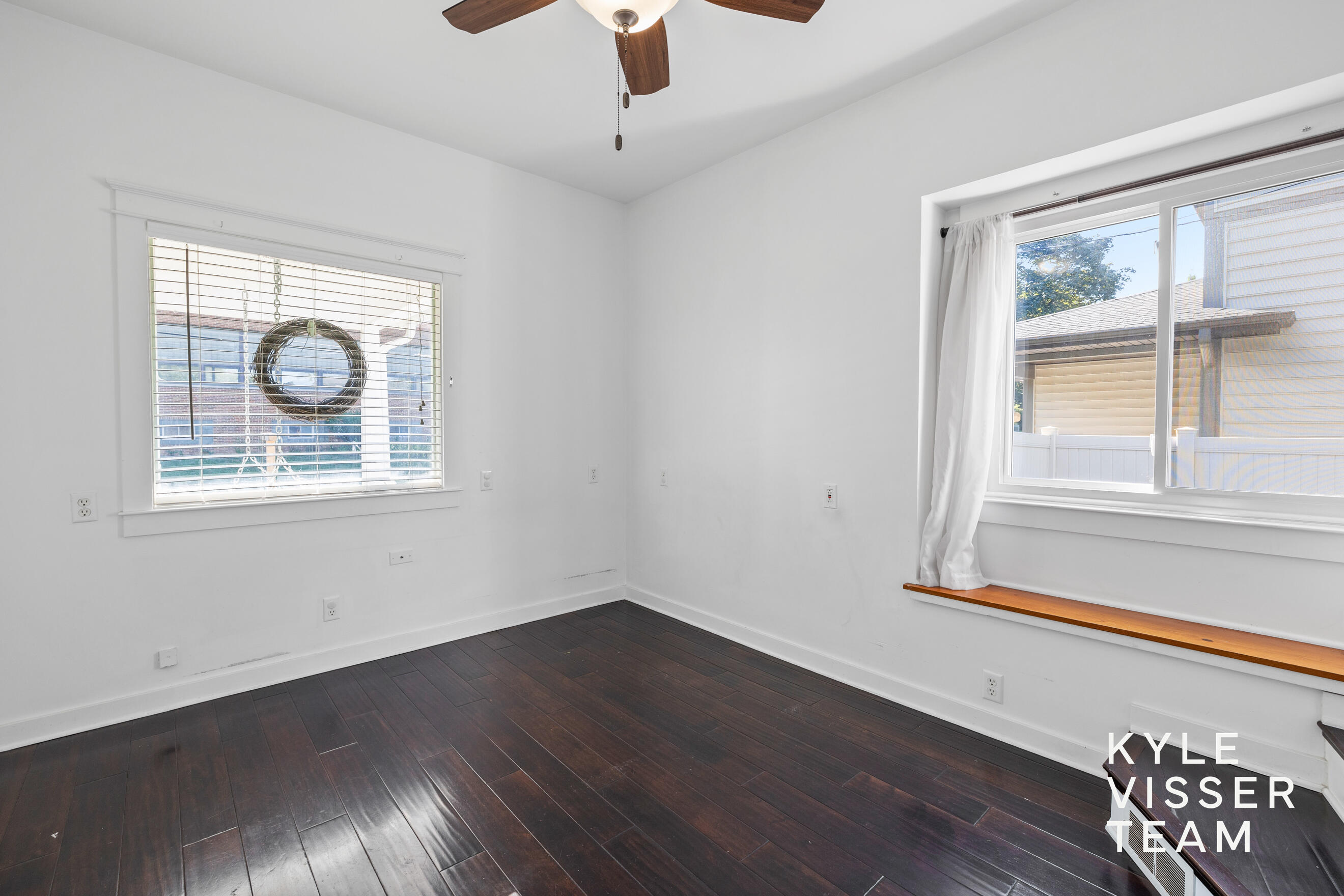 725 Gladstone Drive SE East Grand Rapids MI 49506
