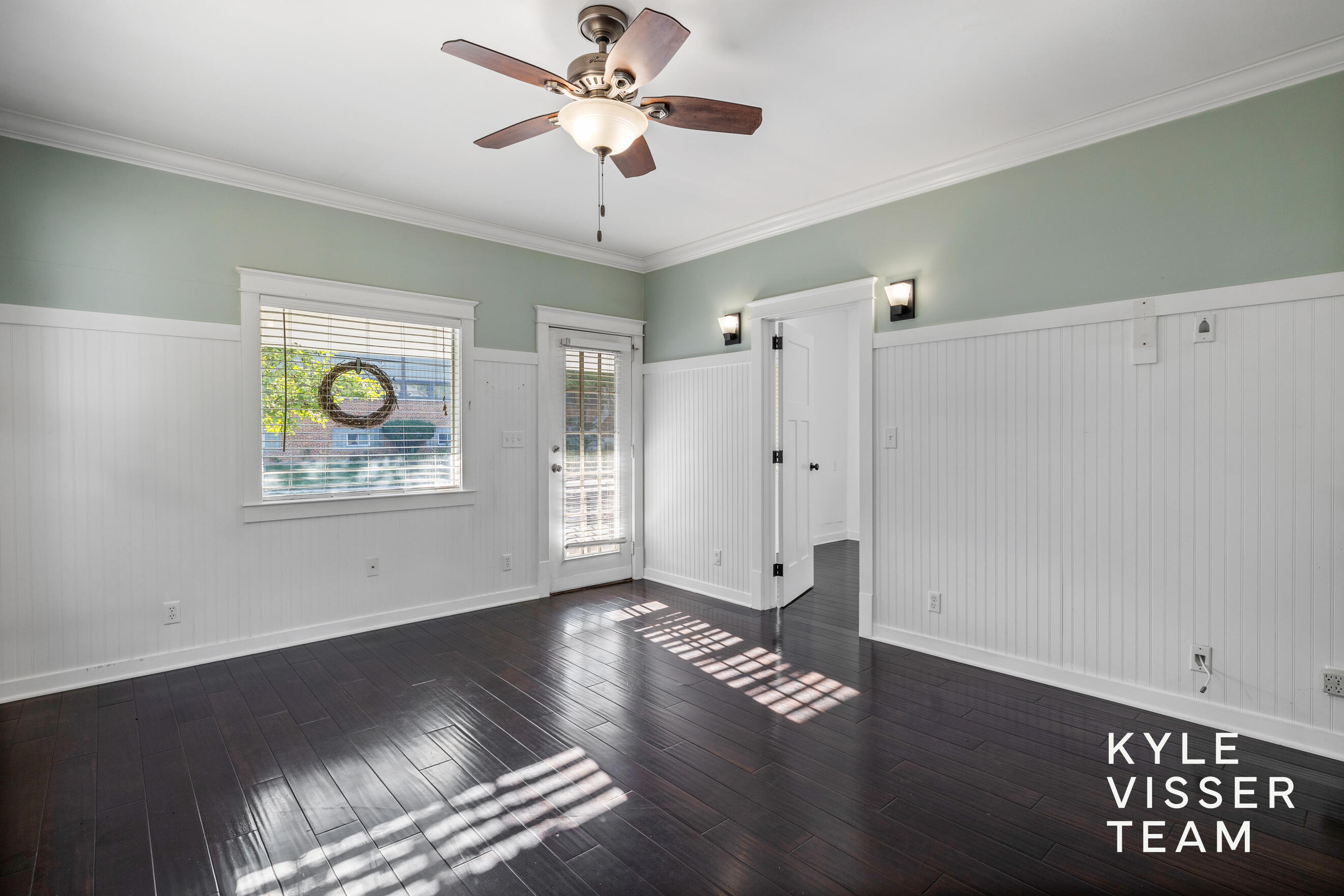 725 Gladstone Drive SE East Grand Rapids MI 49506