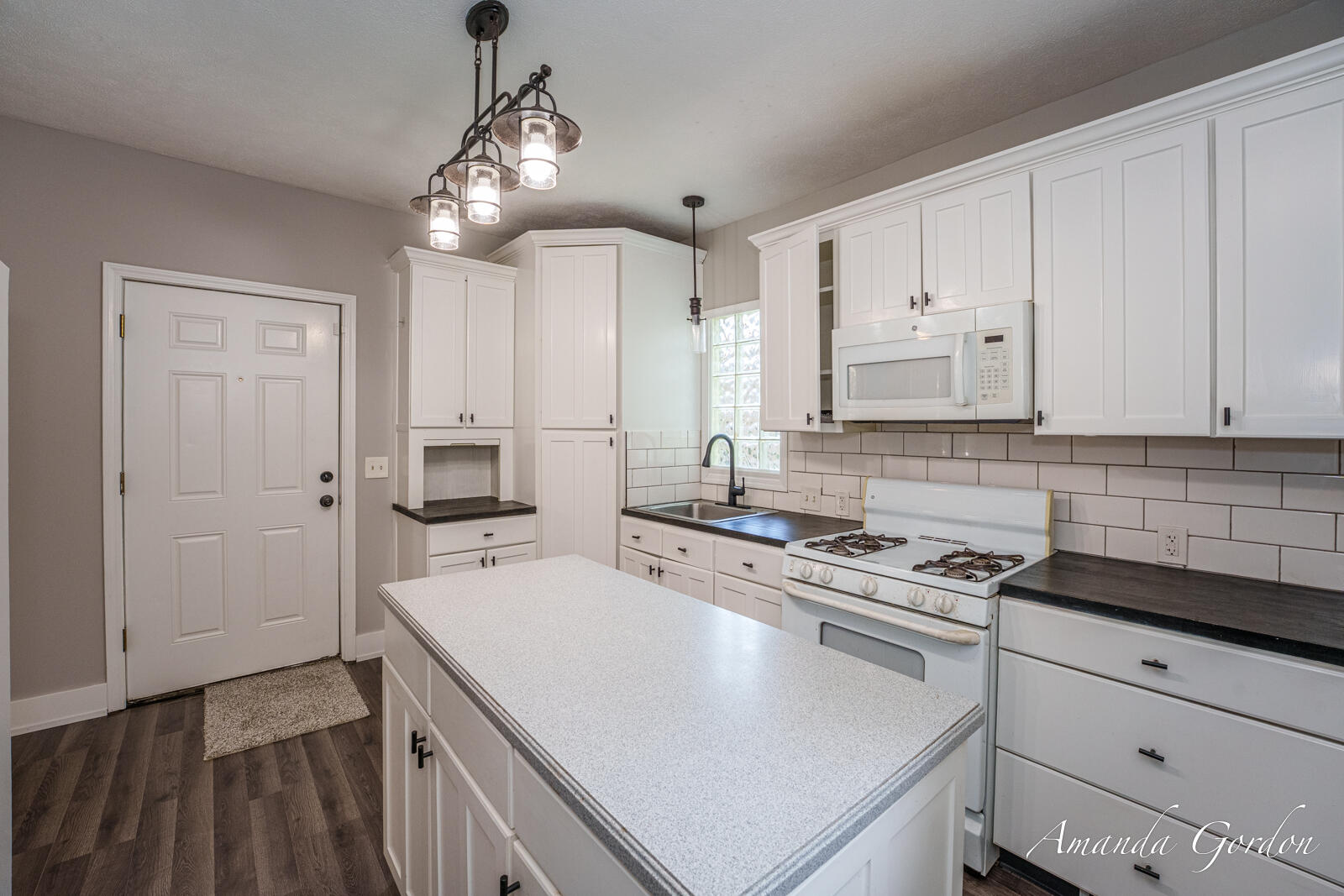 16 Indiana Avenue NW Grand Rapids MI 49504