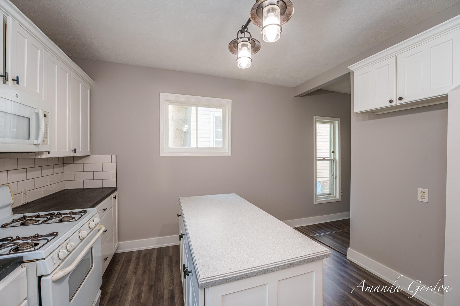 16 Indiana Avenue NW Grand Rapids MI 49504