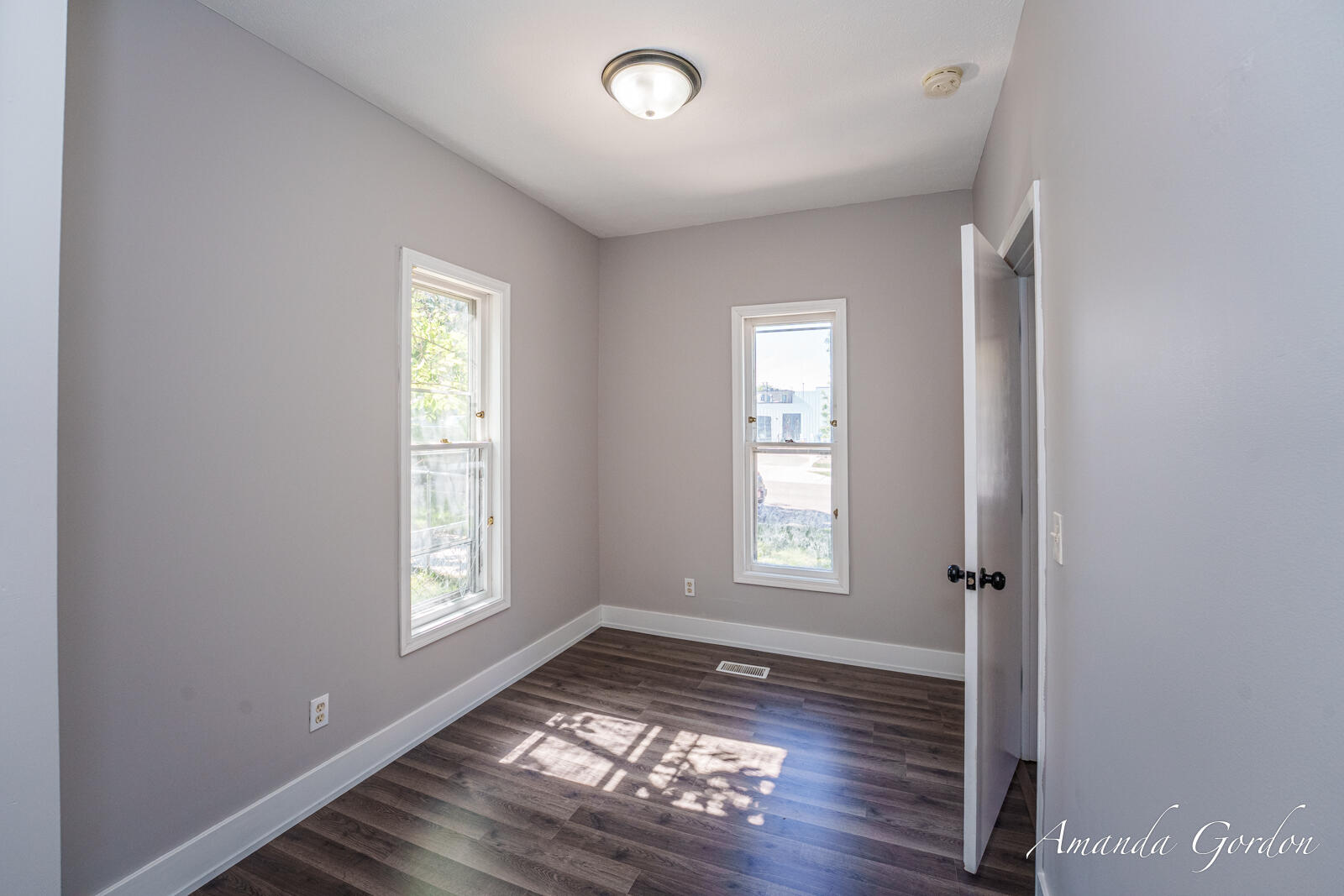 16 Indiana Avenue NW Grand Rapids MI 49504