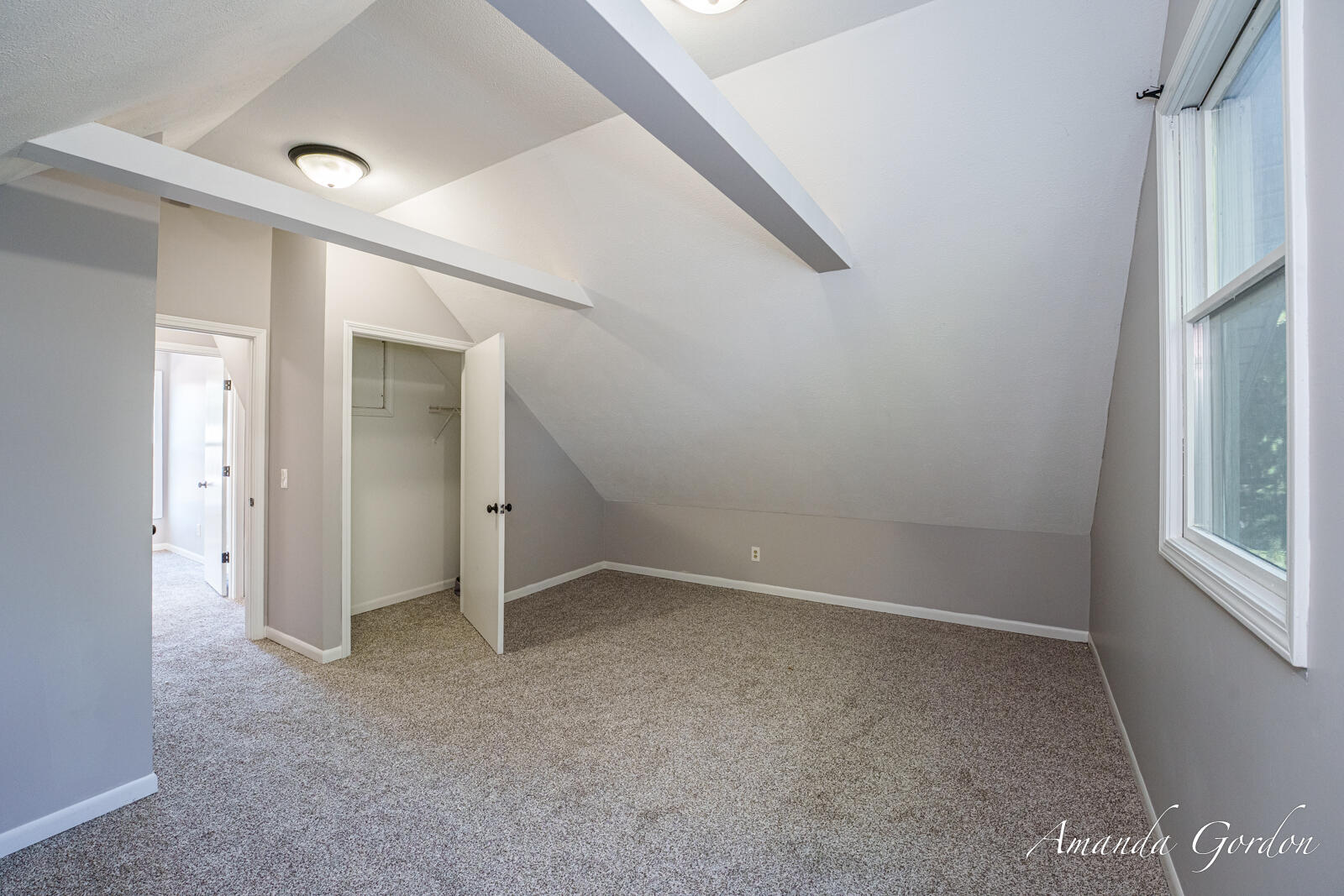 16 Indiana Avenue NW Grand Rapids MI 49504