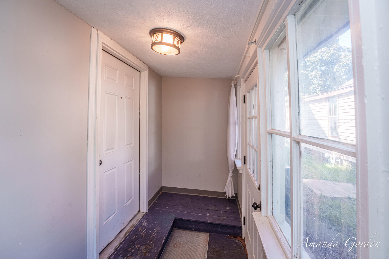 16 Indiana Avenue NW Grand Rapids MI 49504
