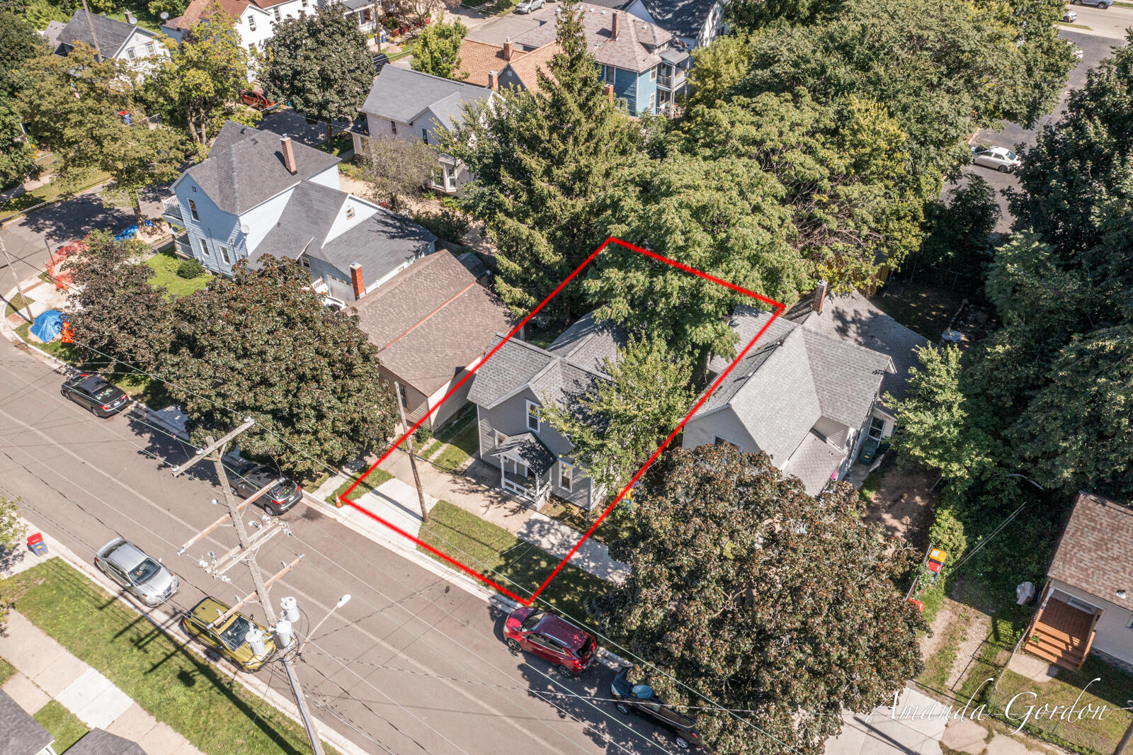 16 Indiana Avenue NW Grand Rapids MI 49504