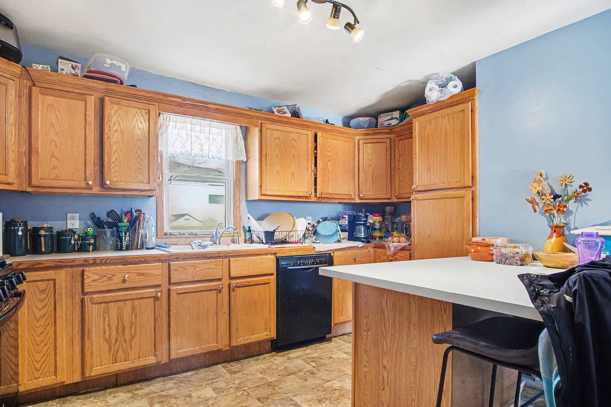 3547 Carlton Avenue NE Grand Rapids MI 49525
