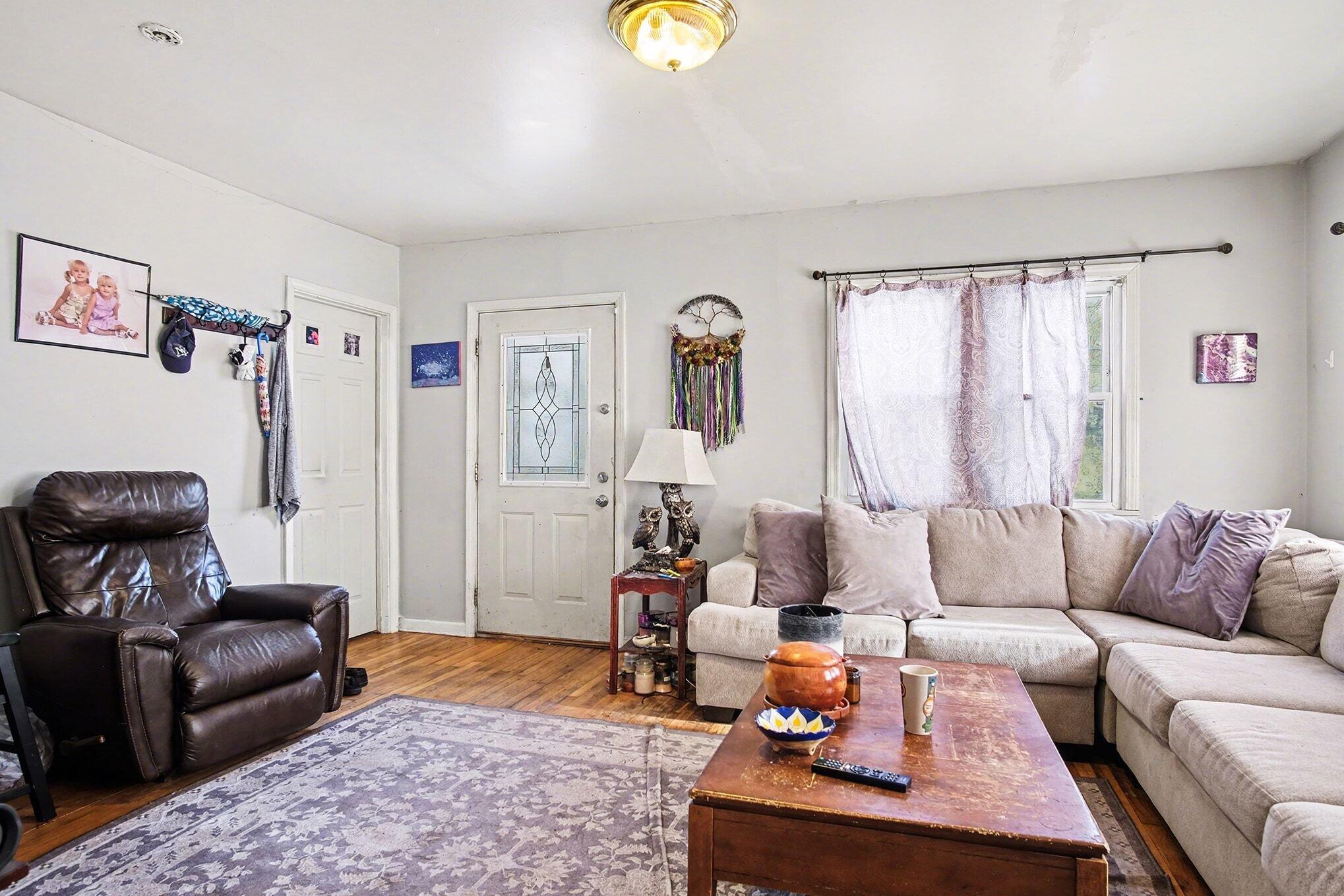 3547 Carlton Avenue NE Grand Rapids MI 49525