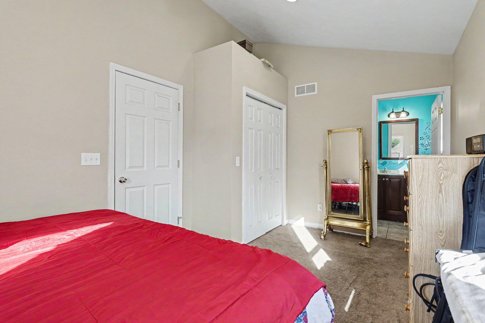 1011 Pearl Street Benton Harbor MI 49022