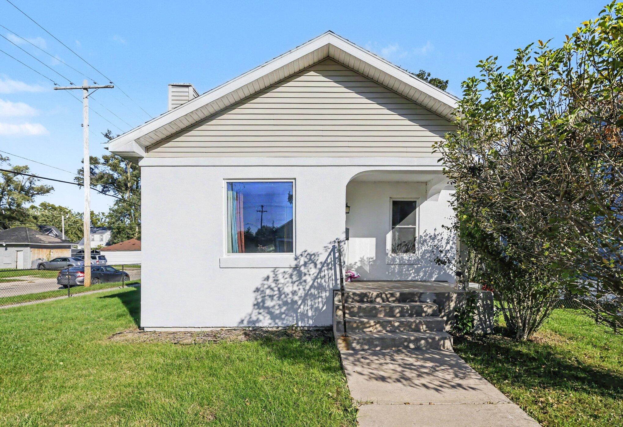 1011 Pearl Street Benton Harbor MI 49022