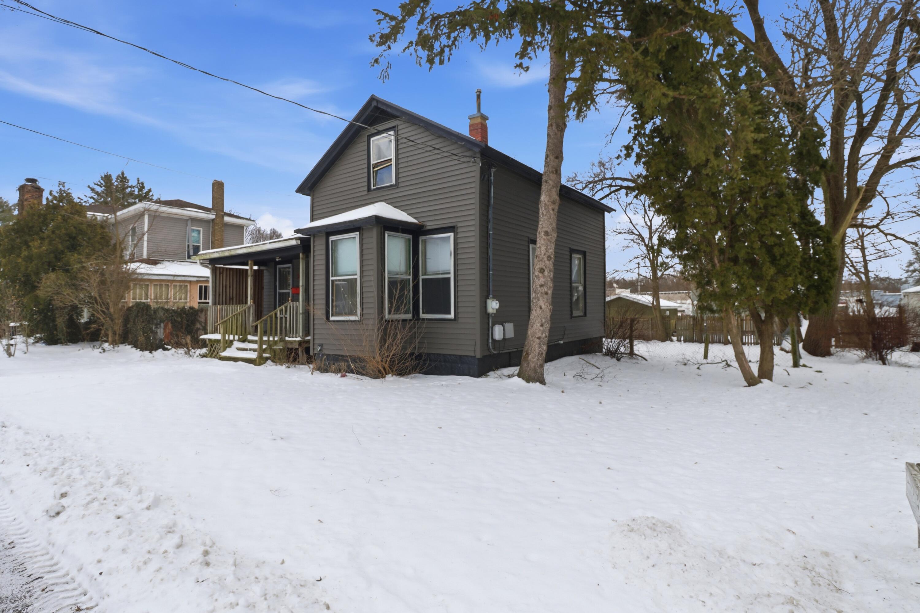 316 E Division Street Dowagiac MI 49047
