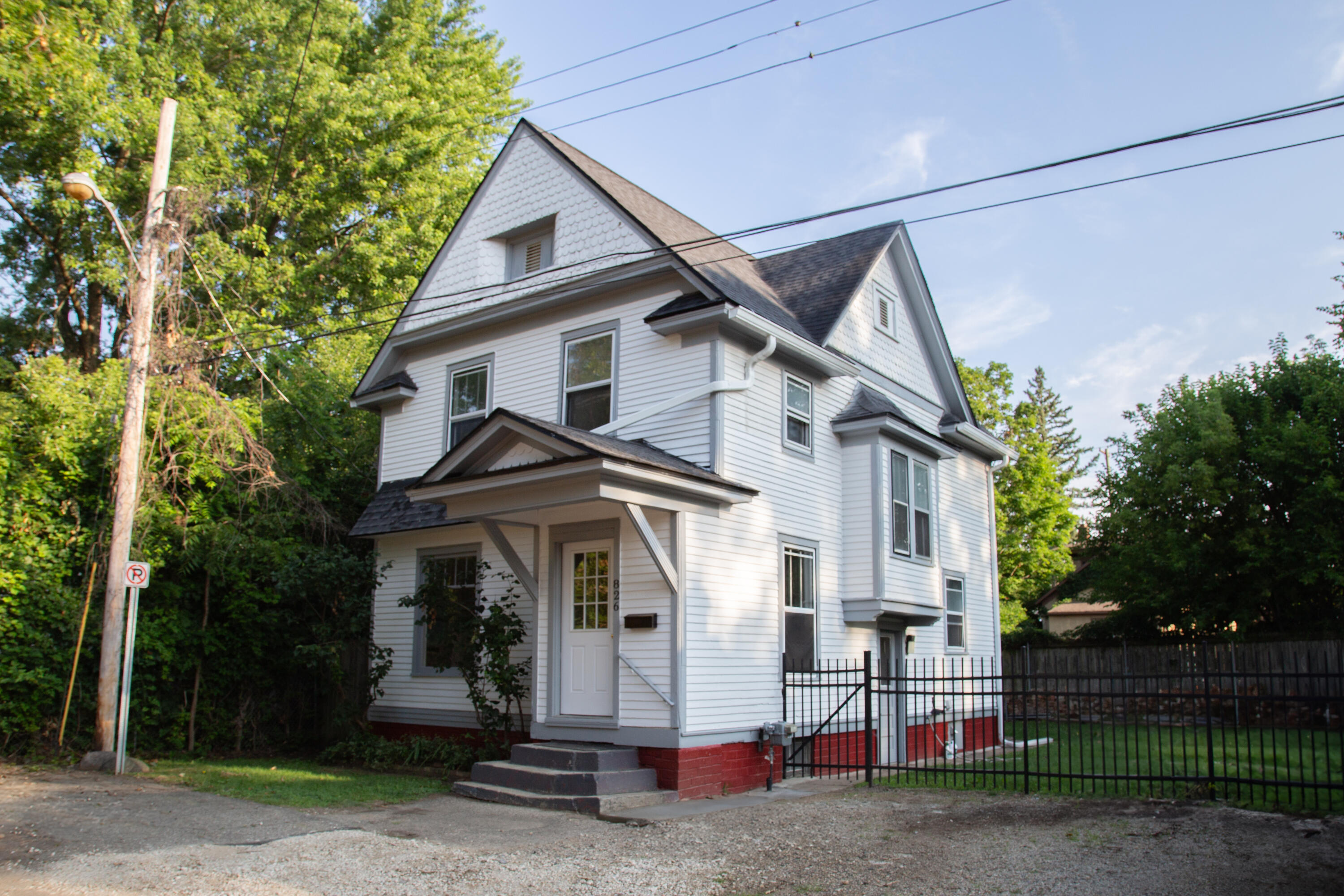 826 Normal Court Kalamazoo MI 49007