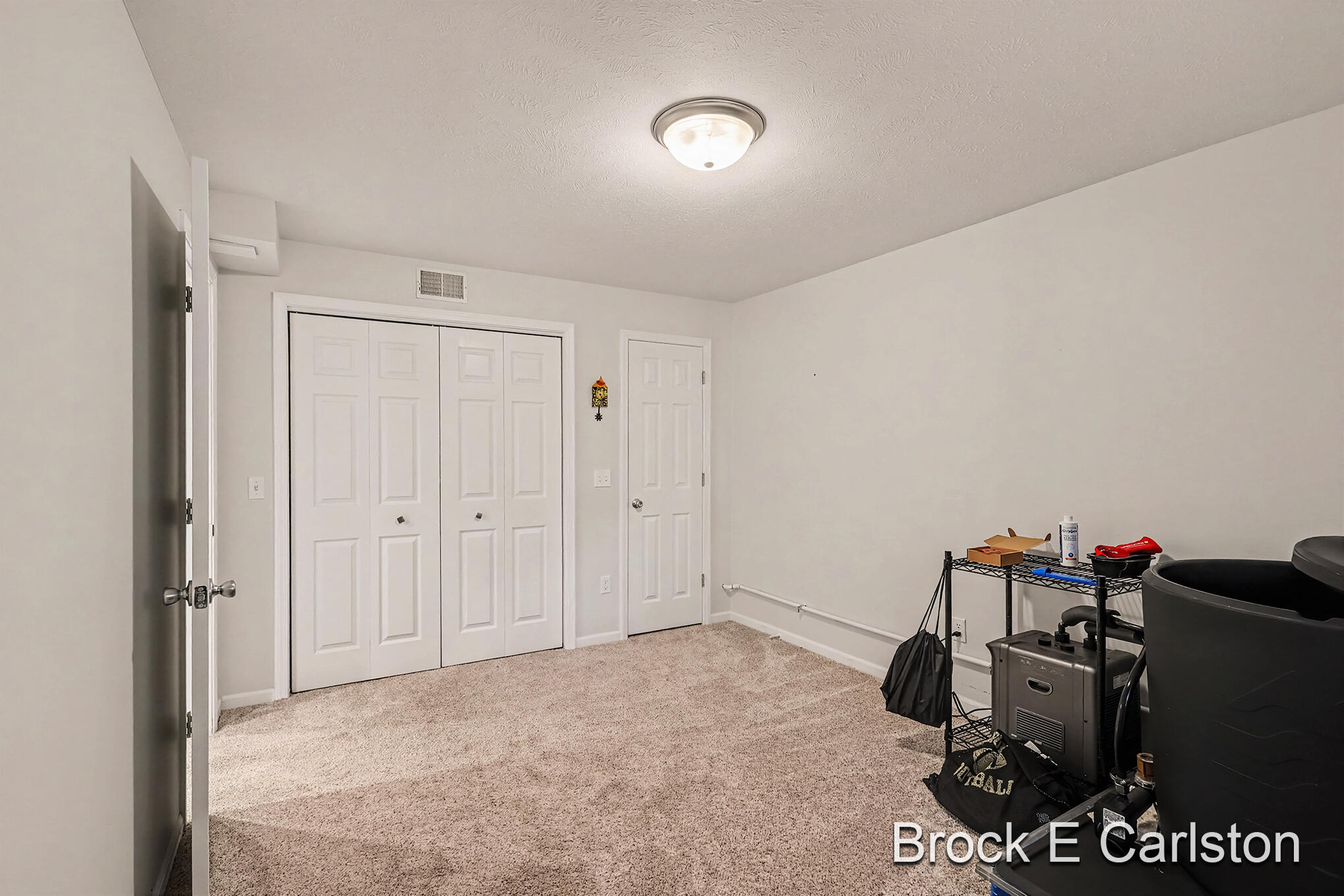 2169 Mccracken Street Muskegon MI 49441