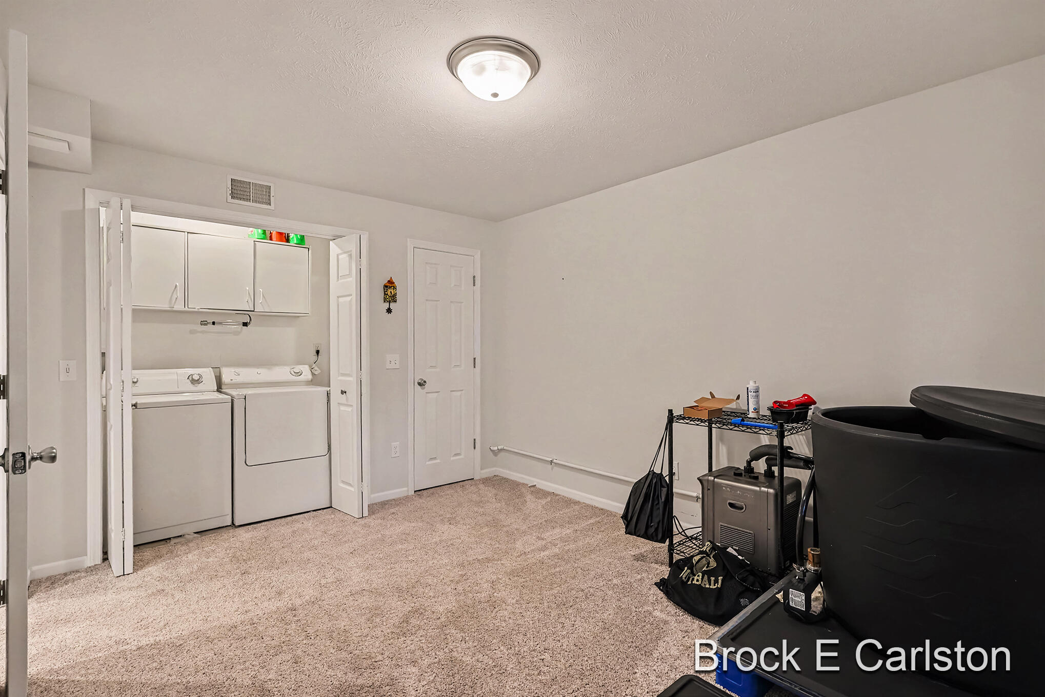 2169 Mccracken Street Muskegon MI 49441