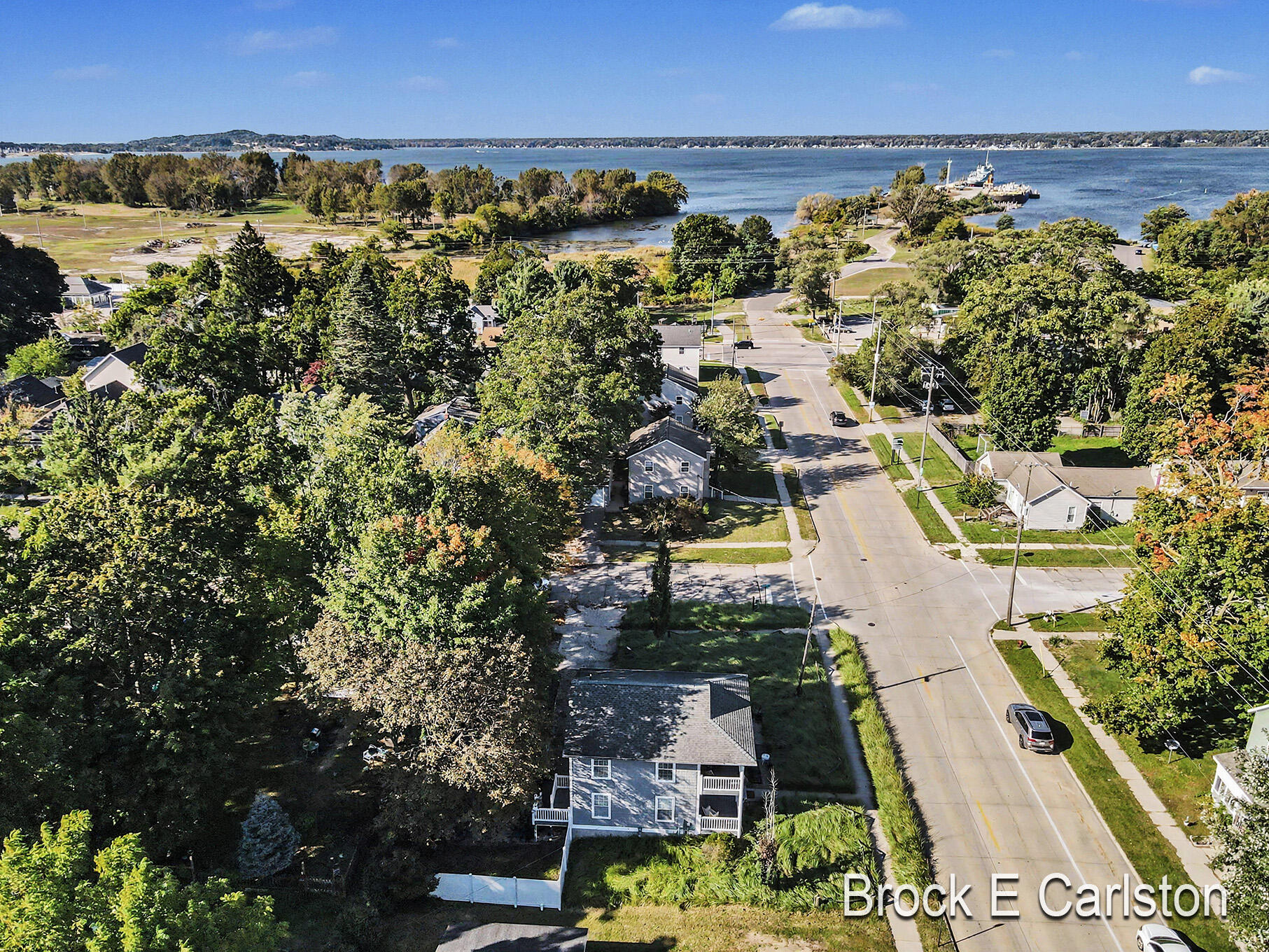 2169 Mccracken Street Muskegon MI 49441