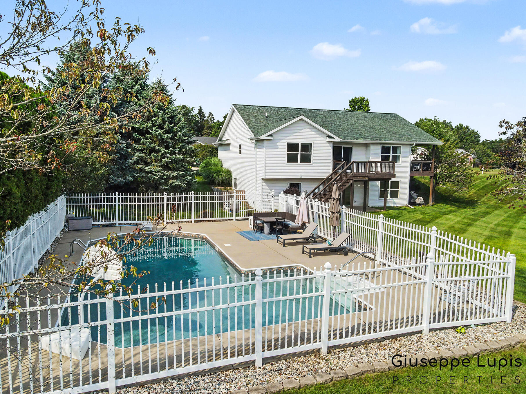 5870 Terrace Ridge Drive NE Rockford MI 49341