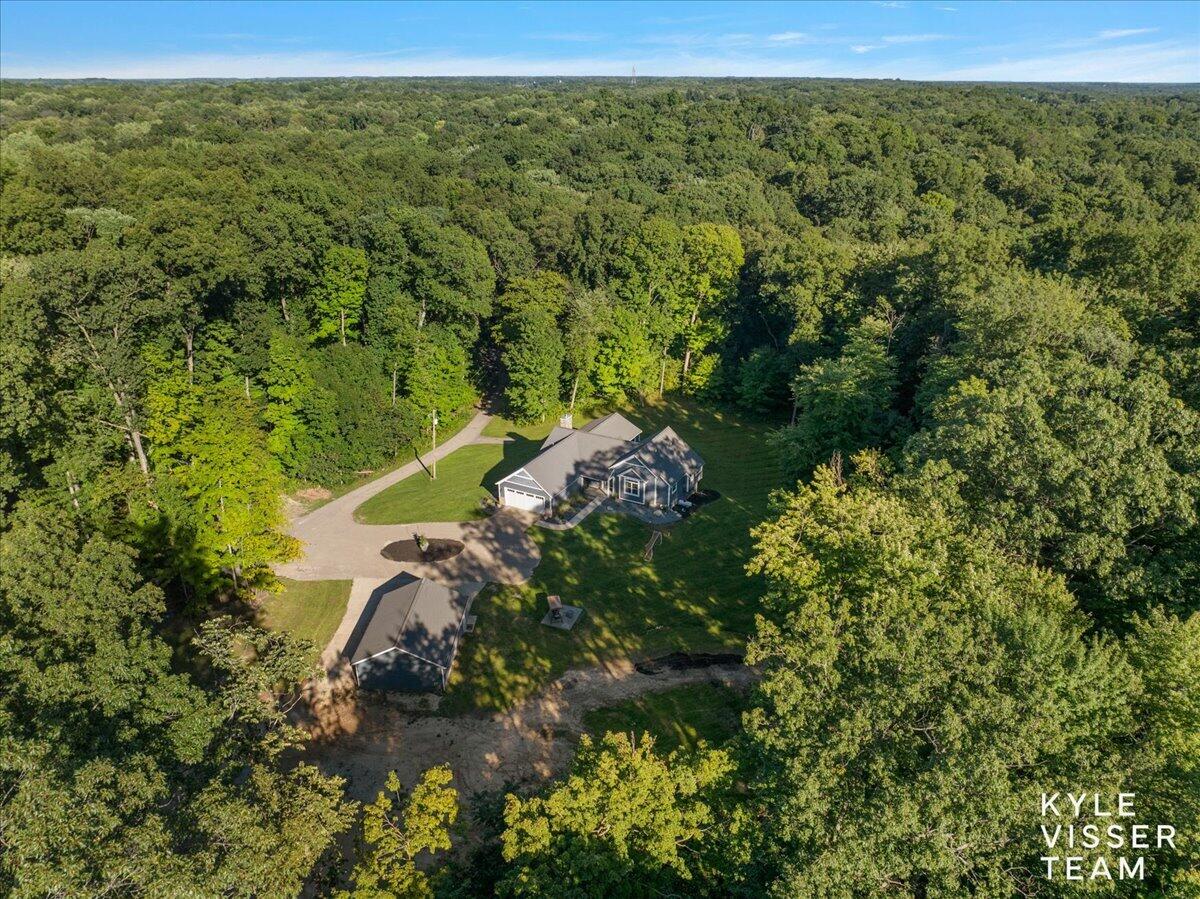 7290 Knapp Street NE Ada MI 49301