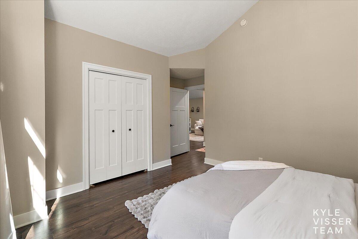 7290 Knapp Street NE Ada MI 49301