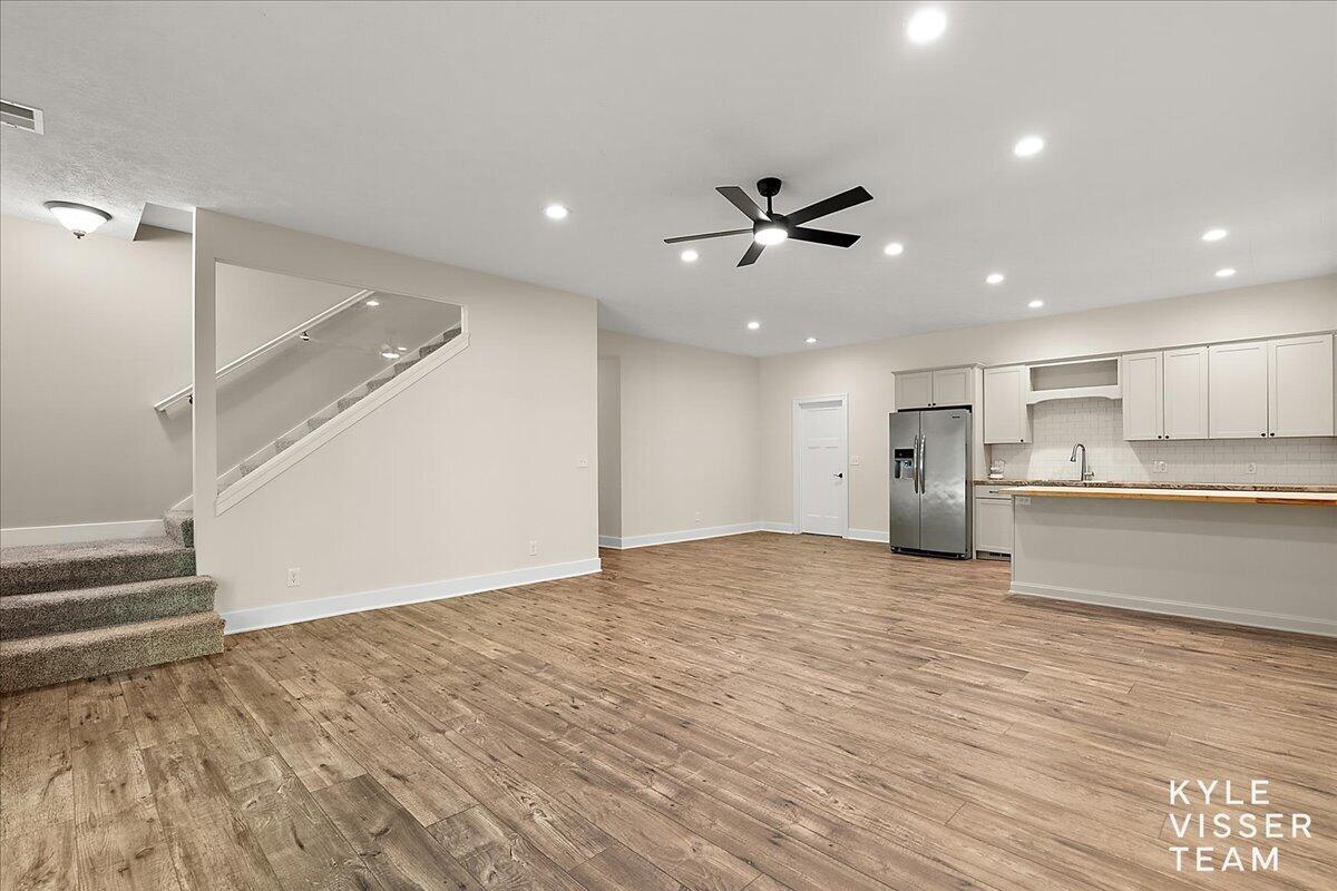 7290 Knapp Street NE Ada MI 49301