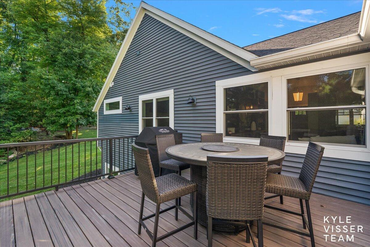 7290 Knapp Street NE Ada MI 49301