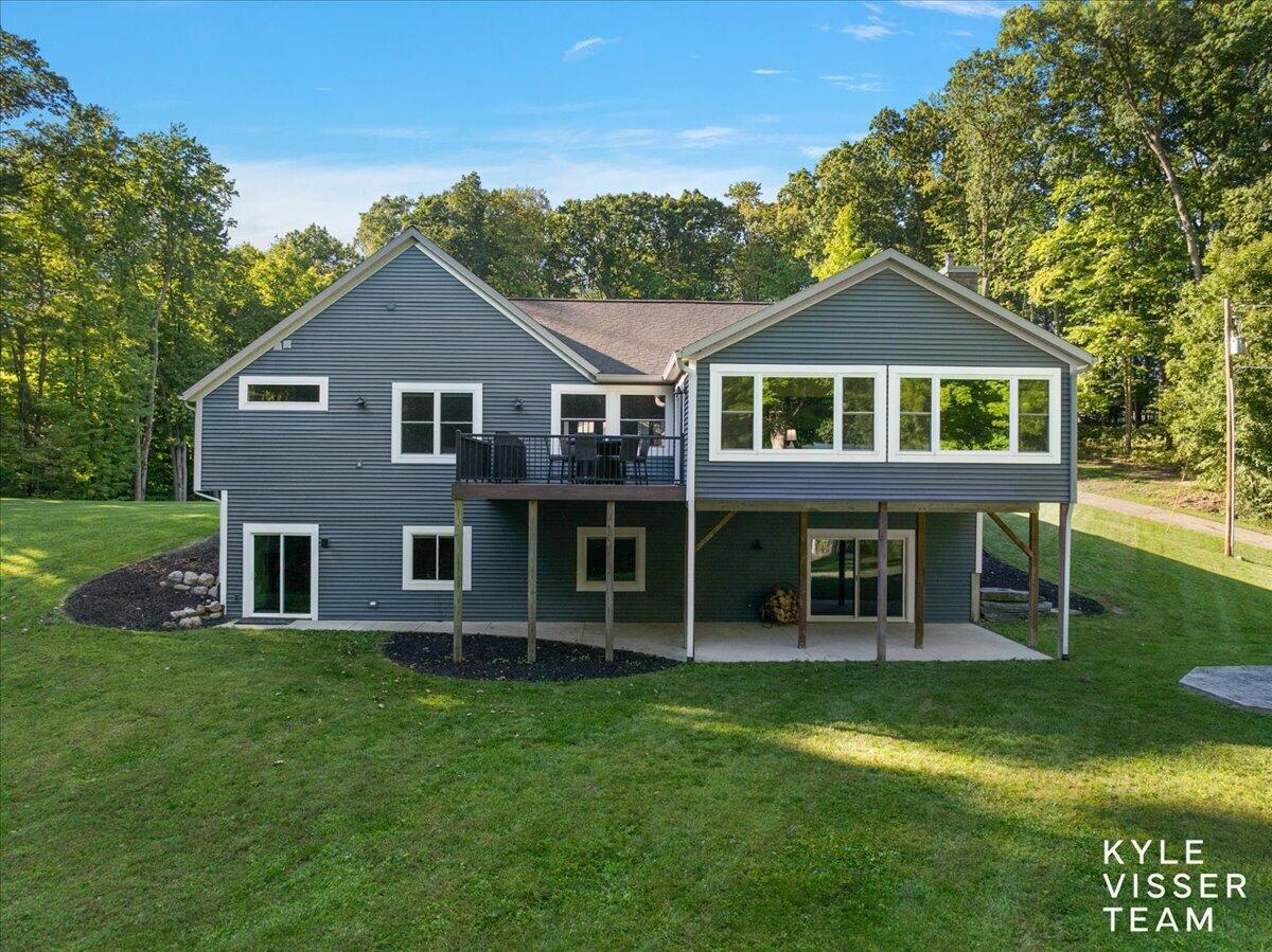 7290 Knapp Street NE Ada MI 49301