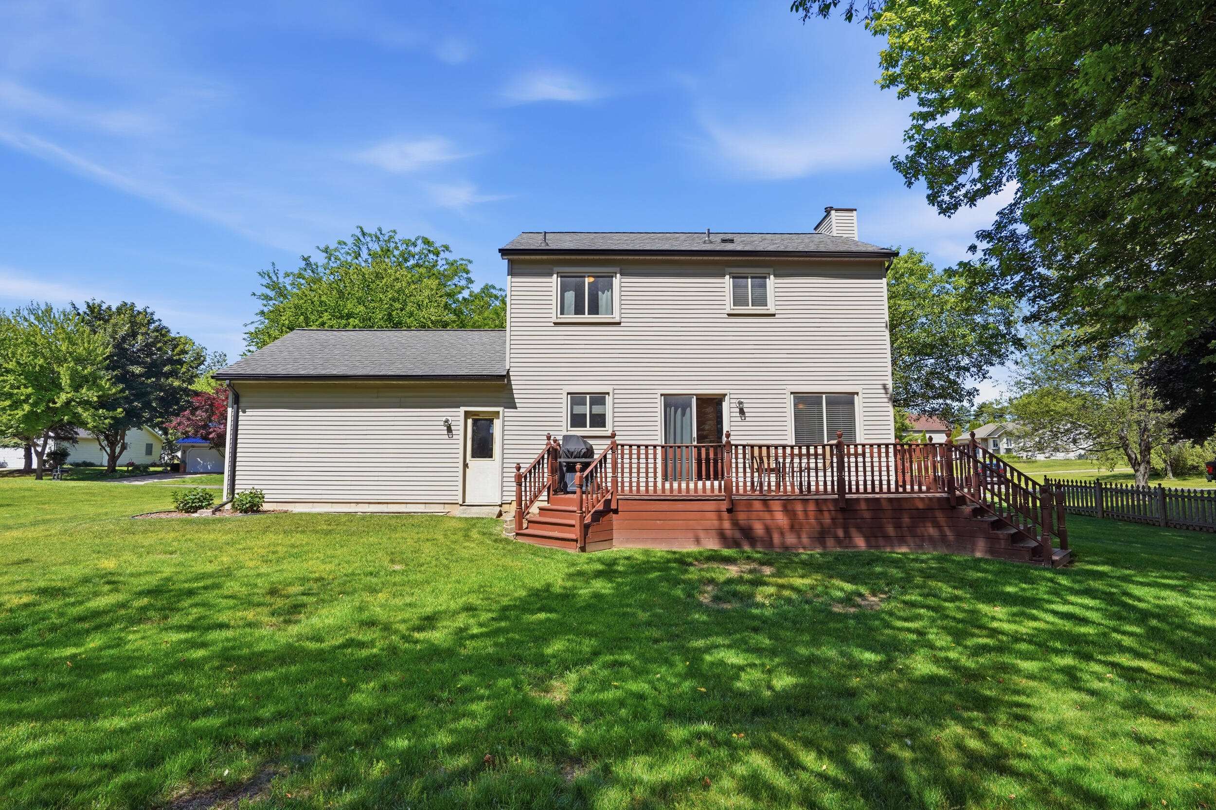 1215 Lori Lane Fenton MI 48430