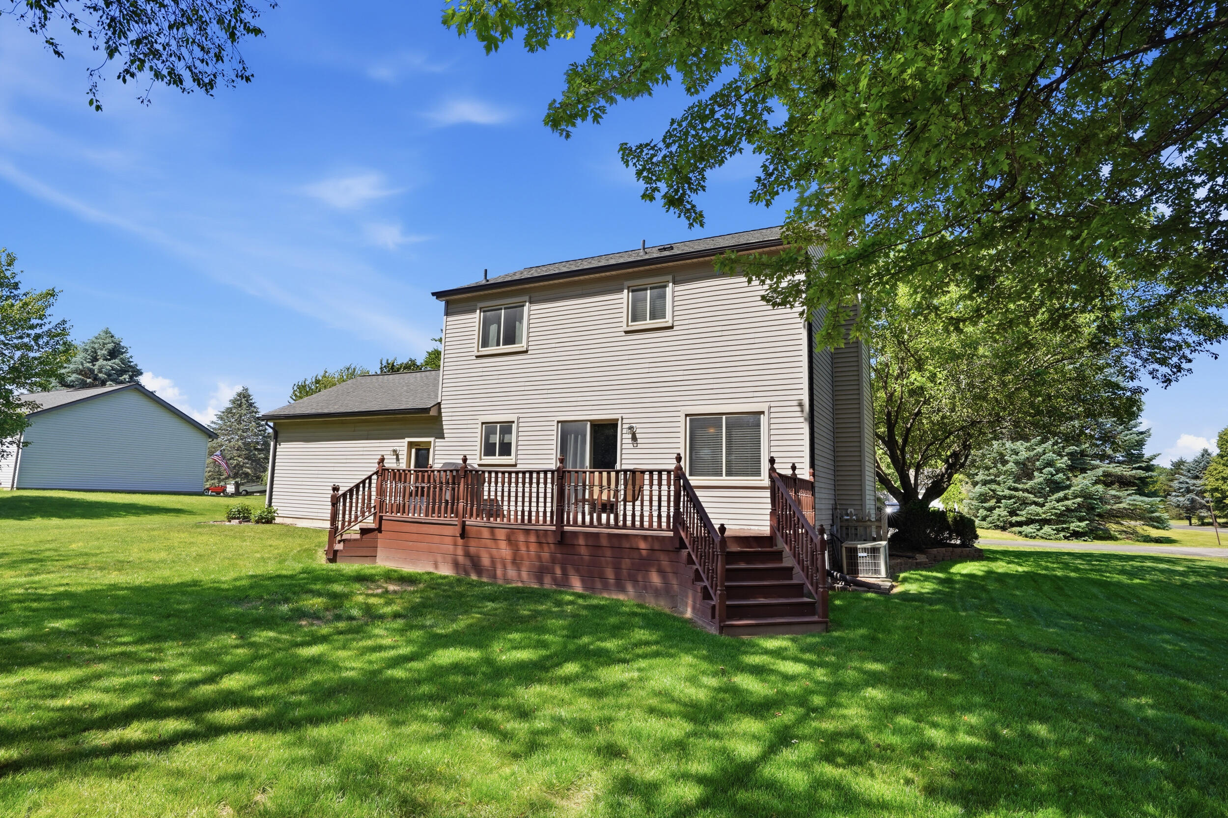 1215 Lori Lane Fenton MI 48430