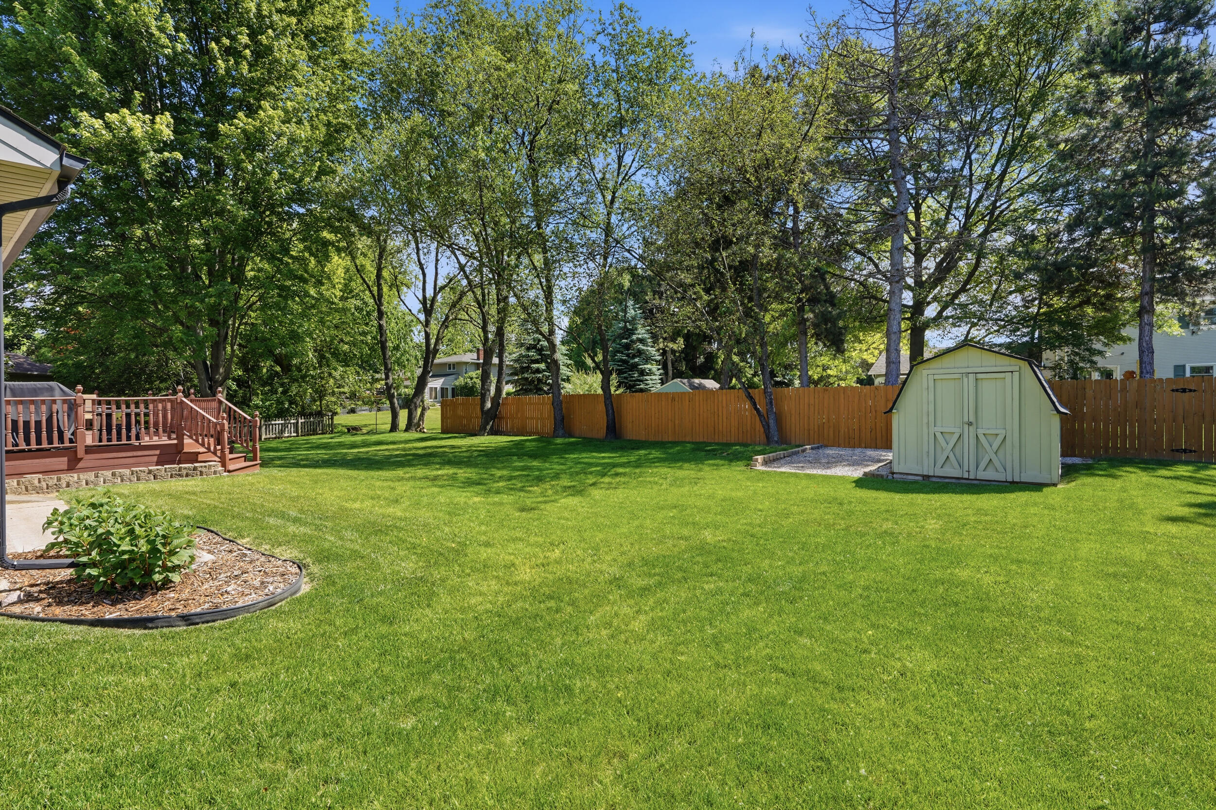 1215 Lori Lane Fenton MI 48430