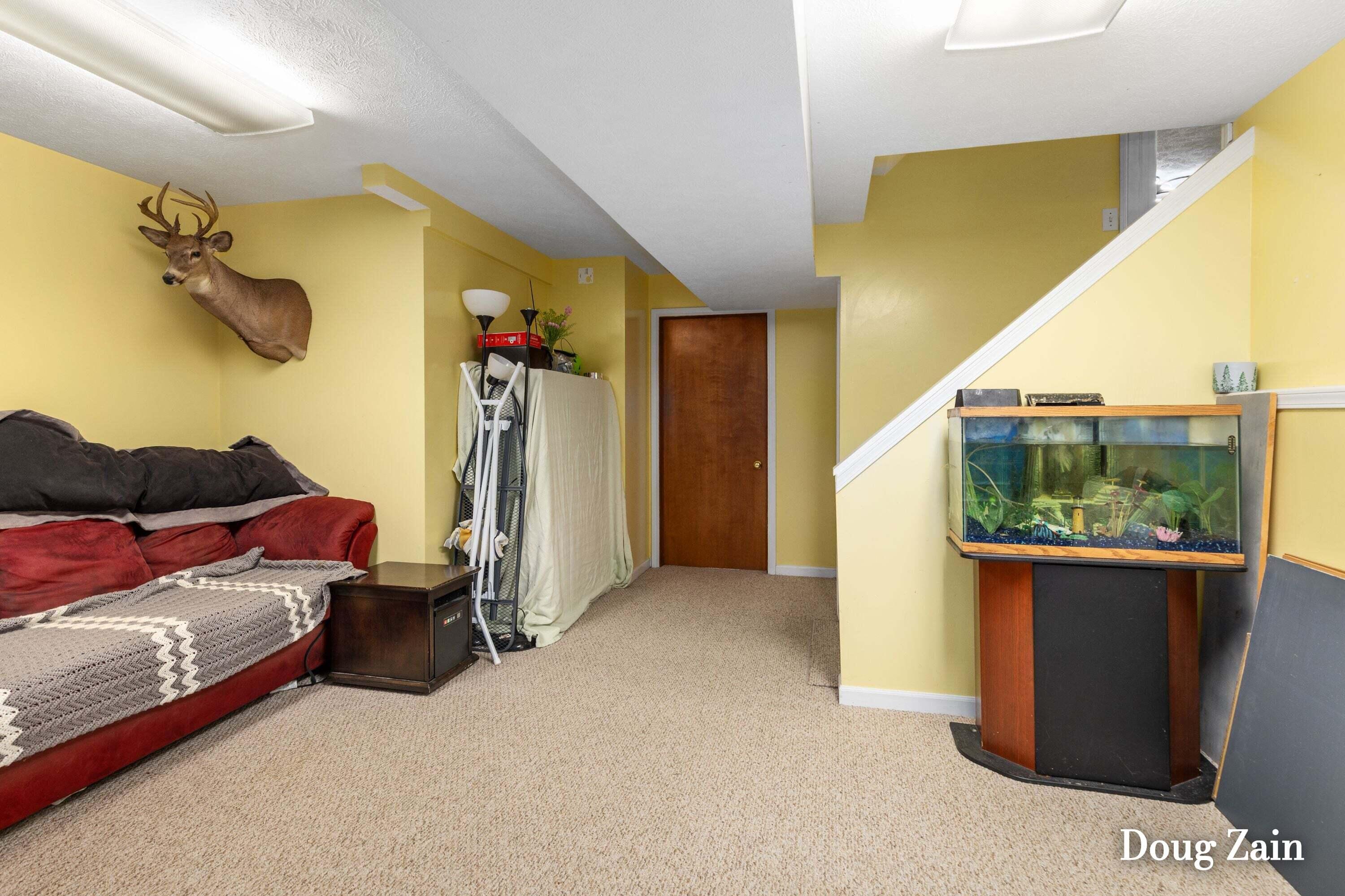 1860 Sandrel Drive NE Grand Rapids MI 49505