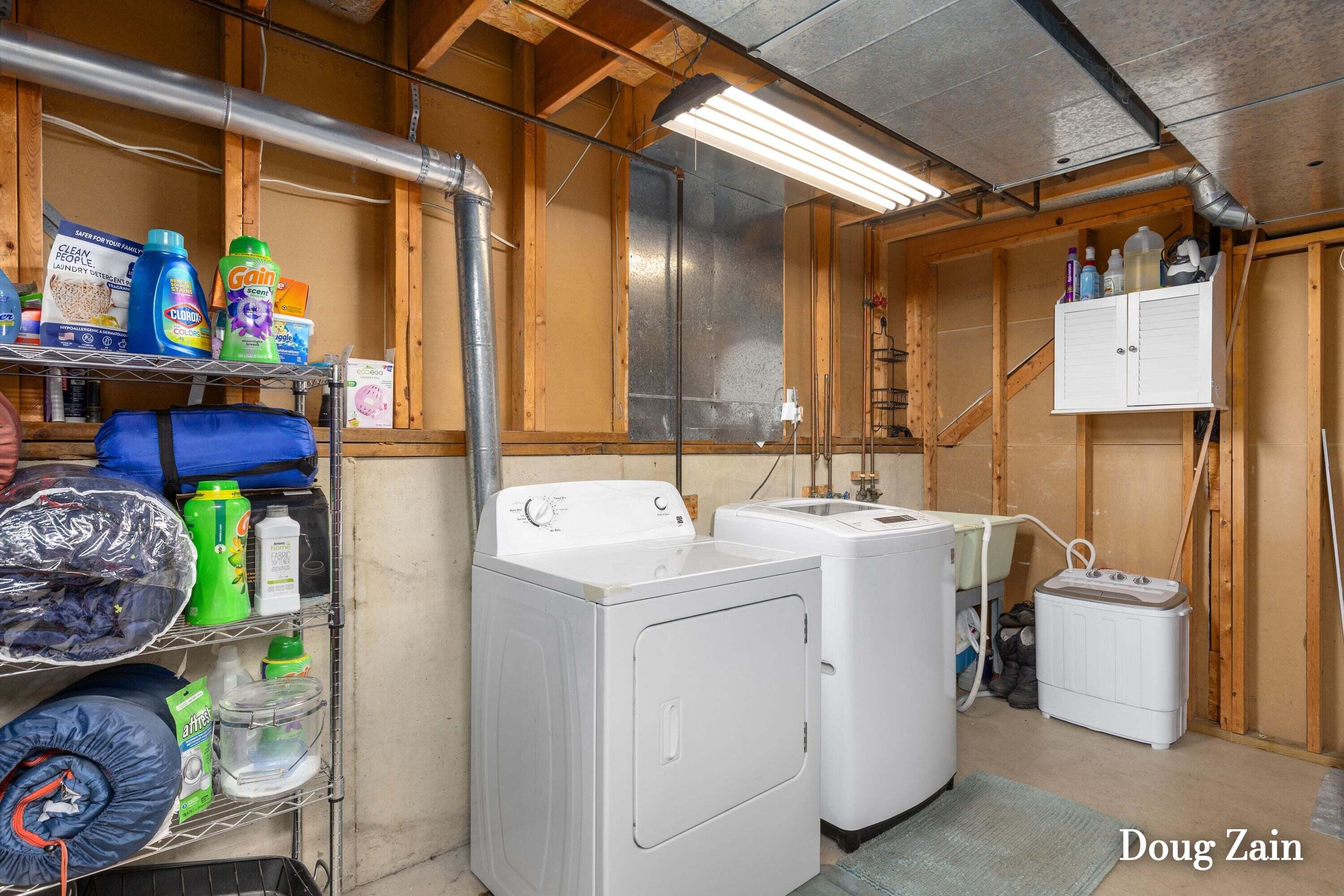 1860 Sandrel Drive NE Grand Rapids MI 49505