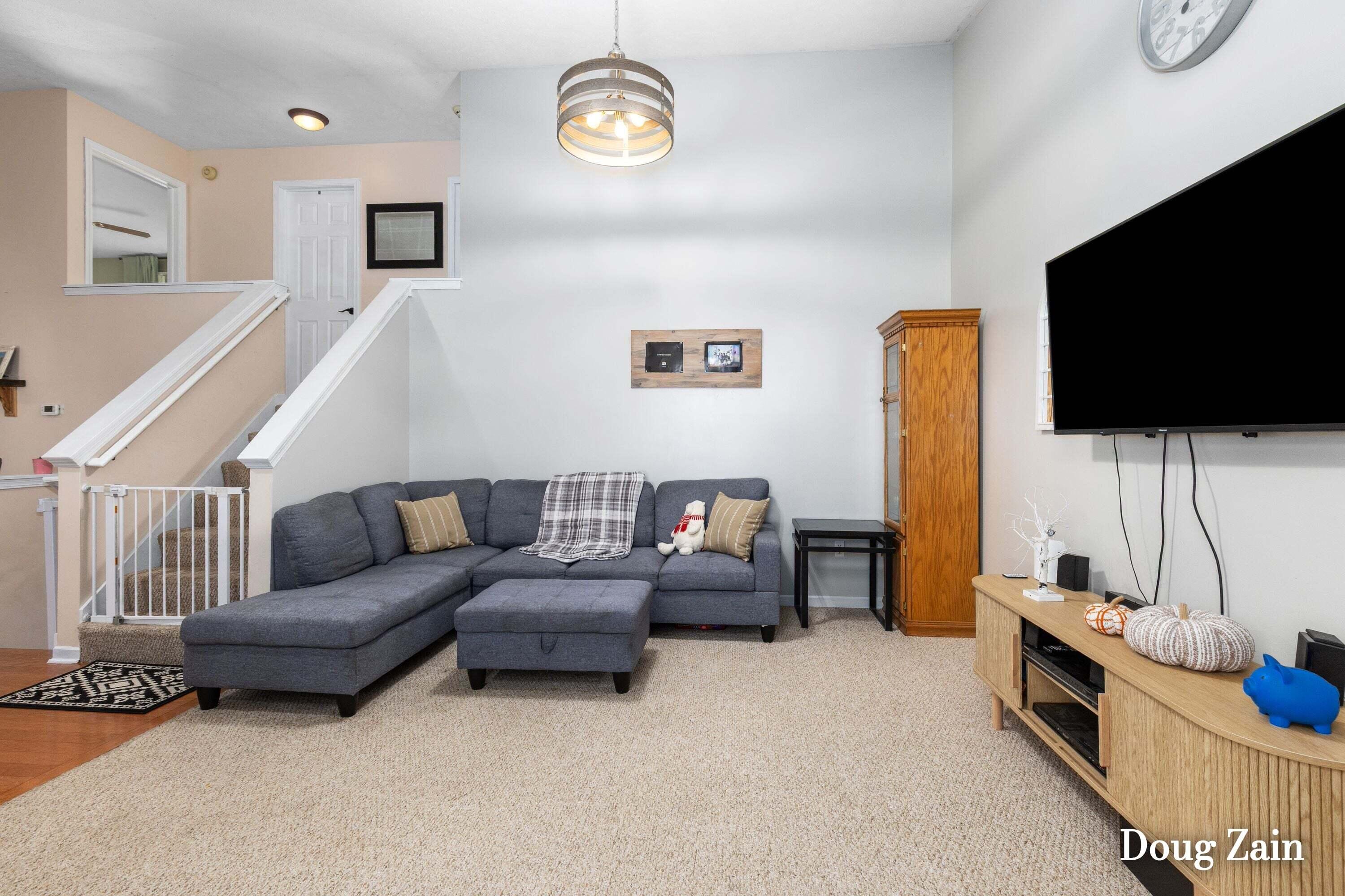 1860 Sandrel Drive NE Grand Rapids MI 49505