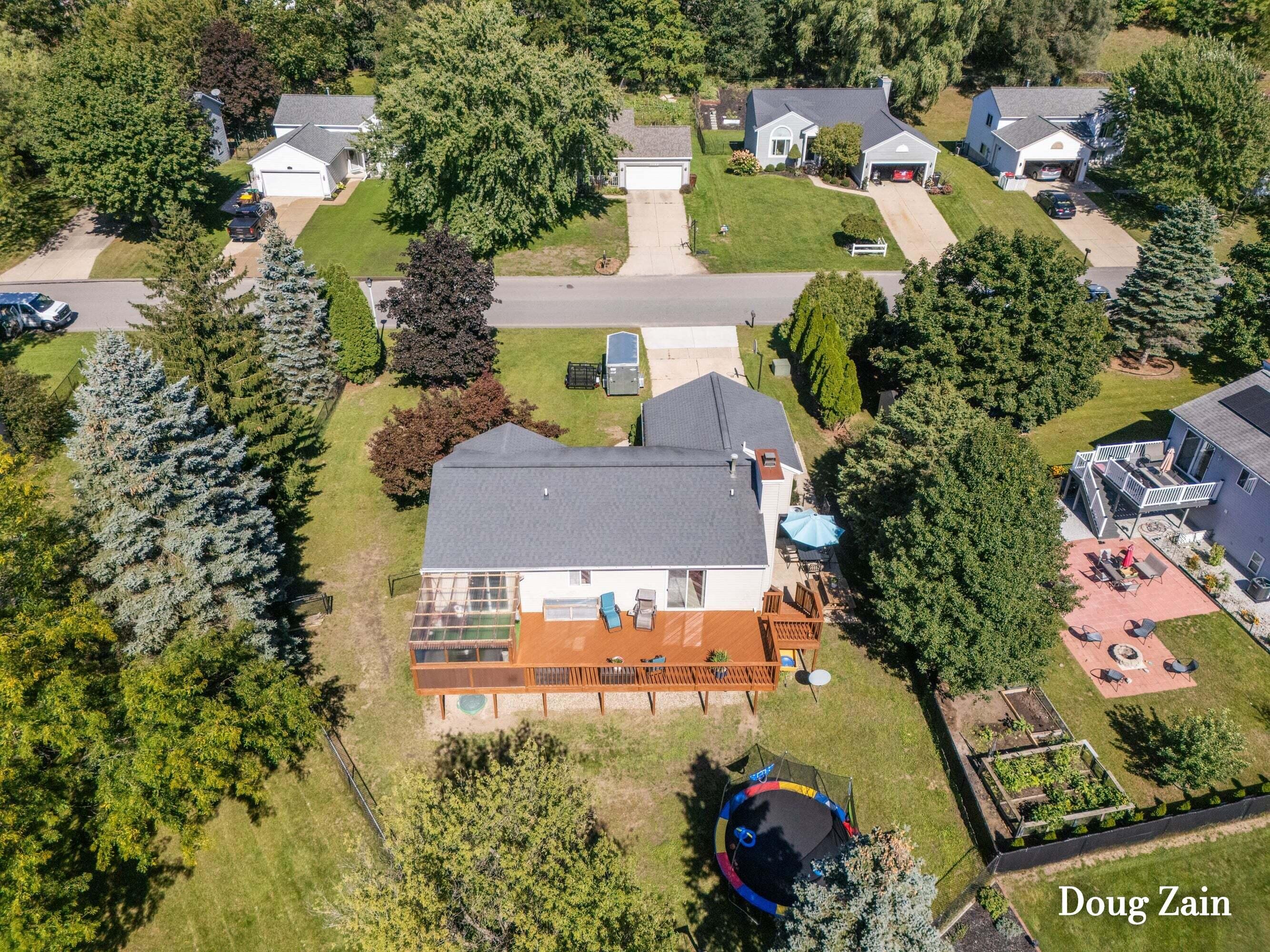 1860 Sandrel Drive NE Grand Rapids MI 49505