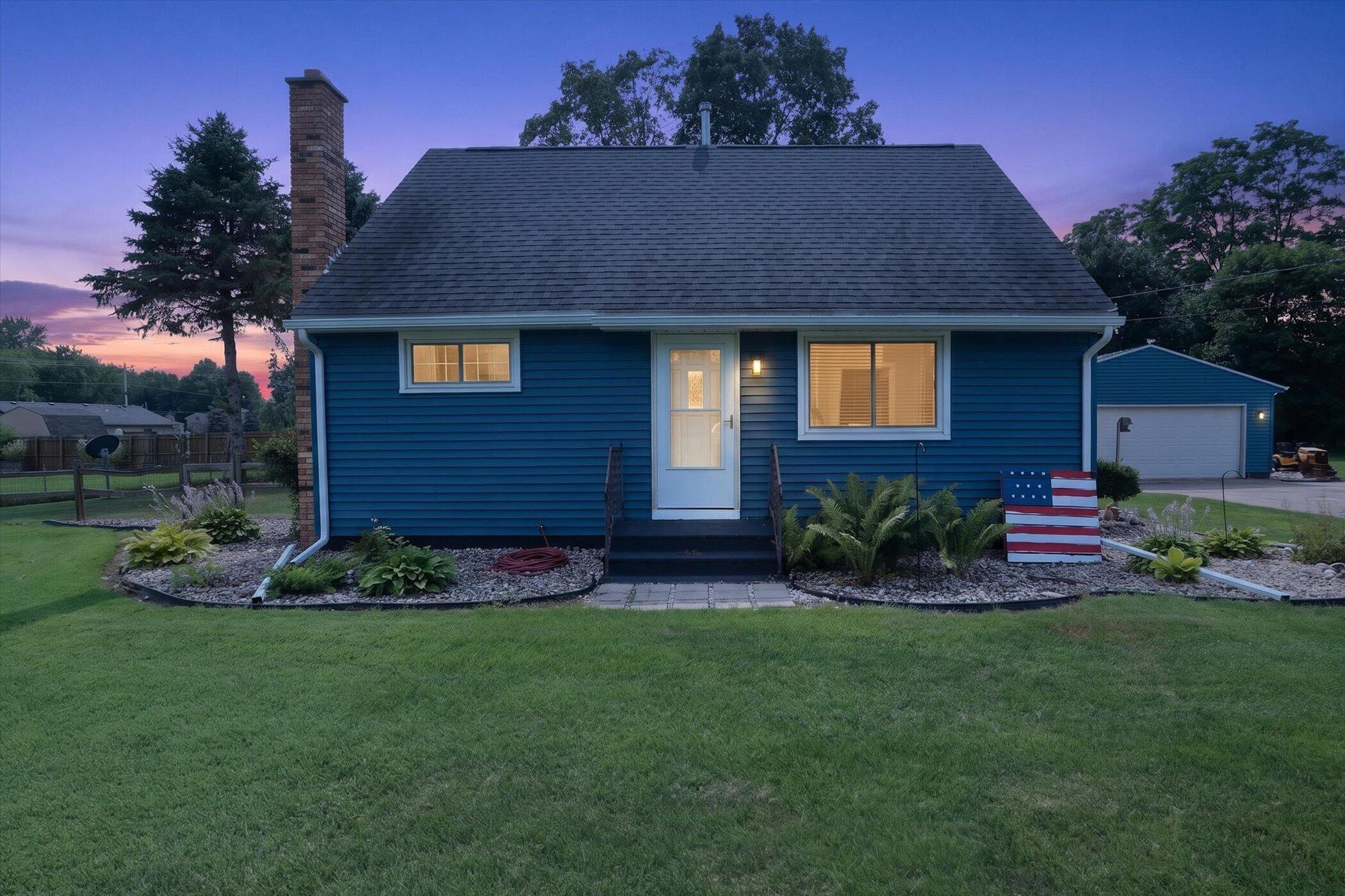 68958 Claire Street Edwardsburg MI 49112