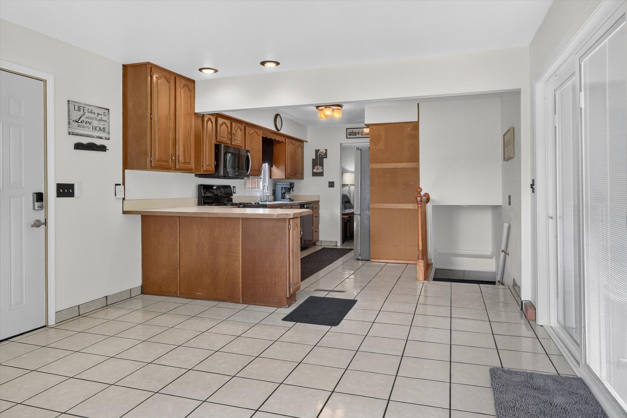 68958 Claire Street Edwardsburg MI 49112