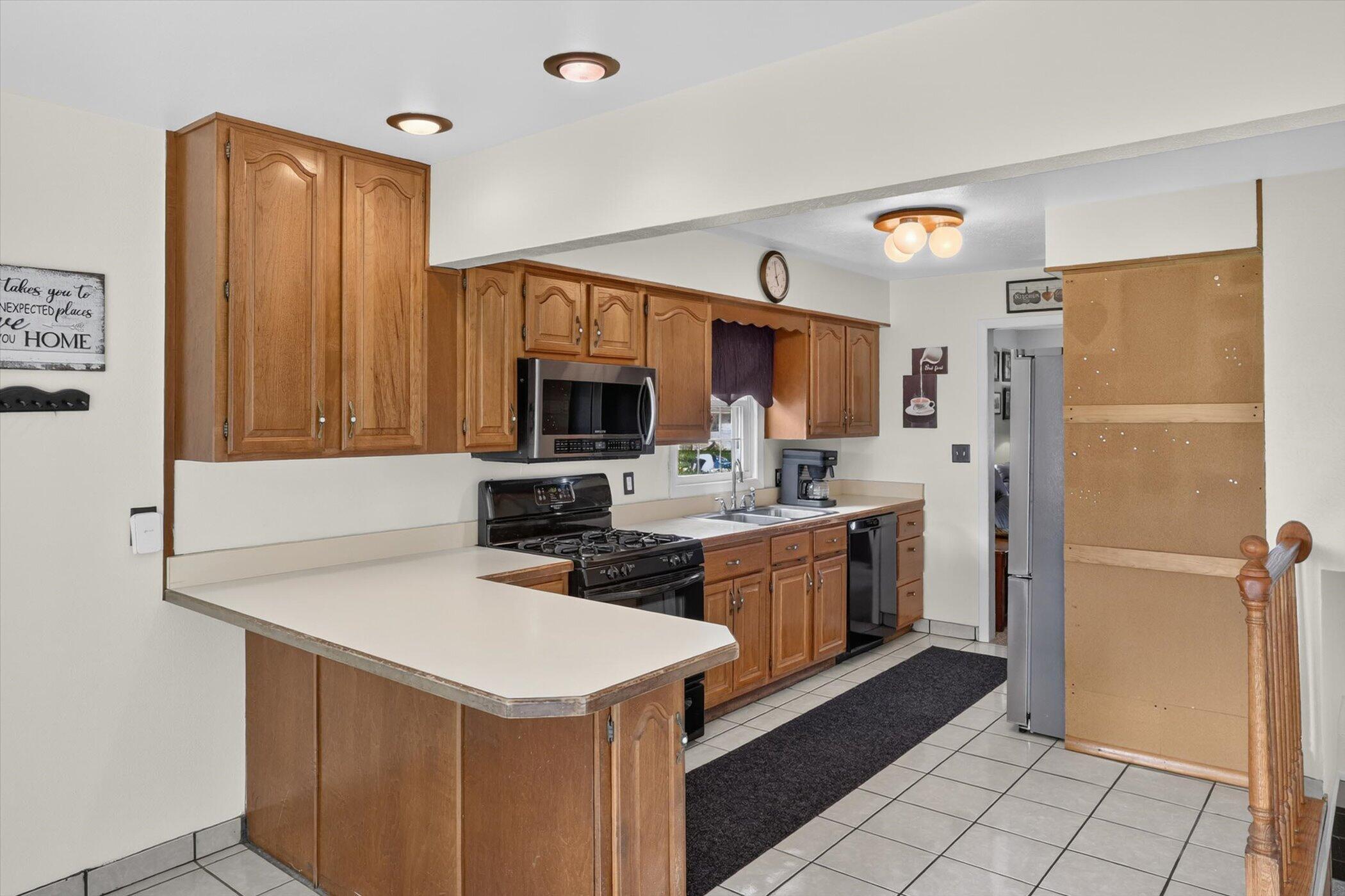 68958 Claire Street Edwardsburg MI 49112
