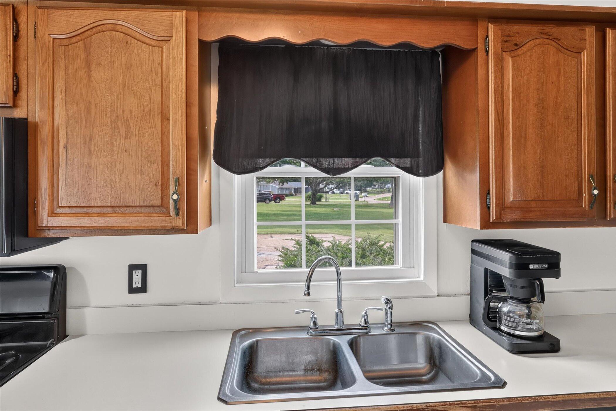 68958 Claire Street Edwardsburg MI 49112