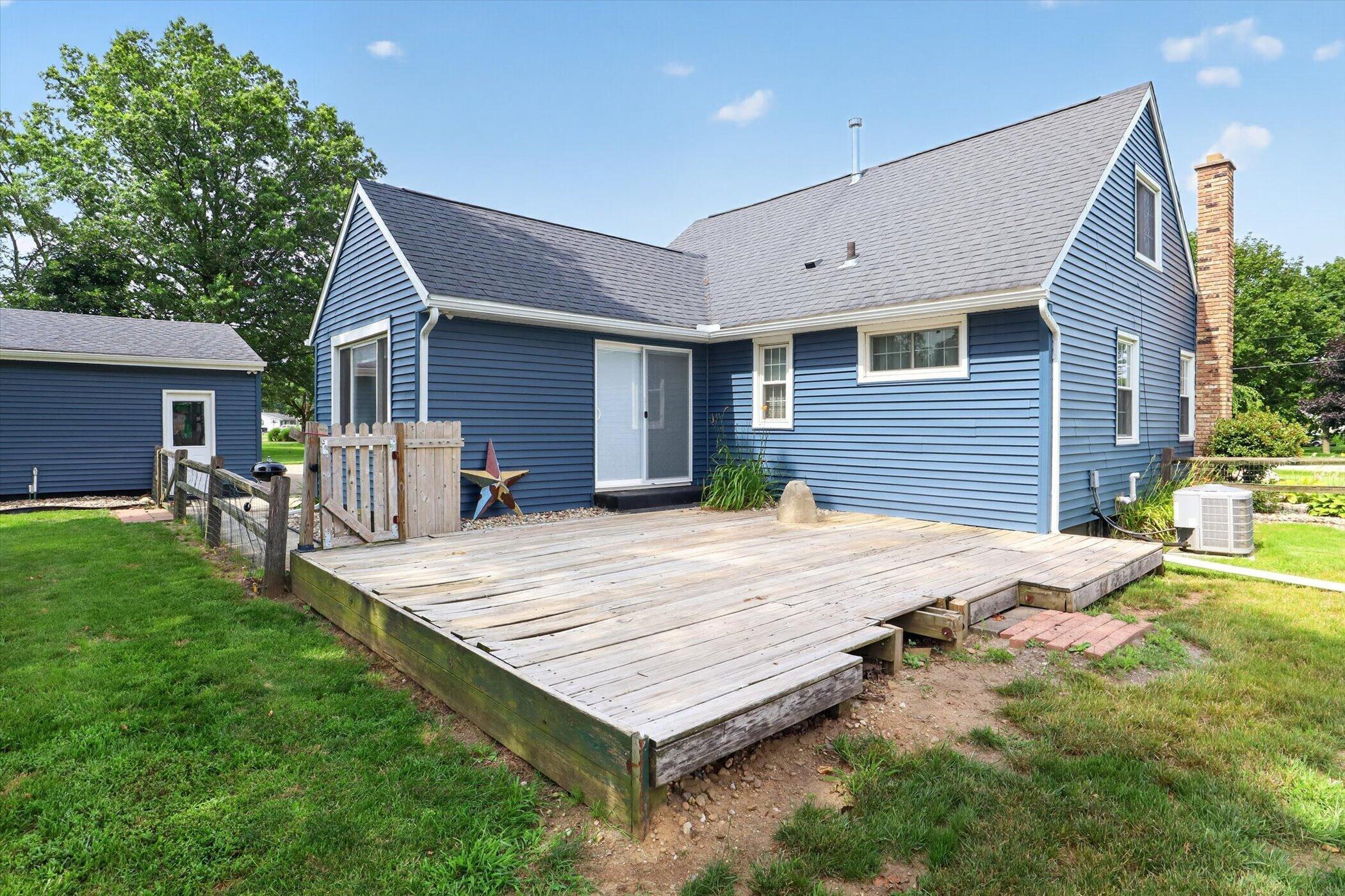 68958 Claire Street Edwardsburg MI 49112