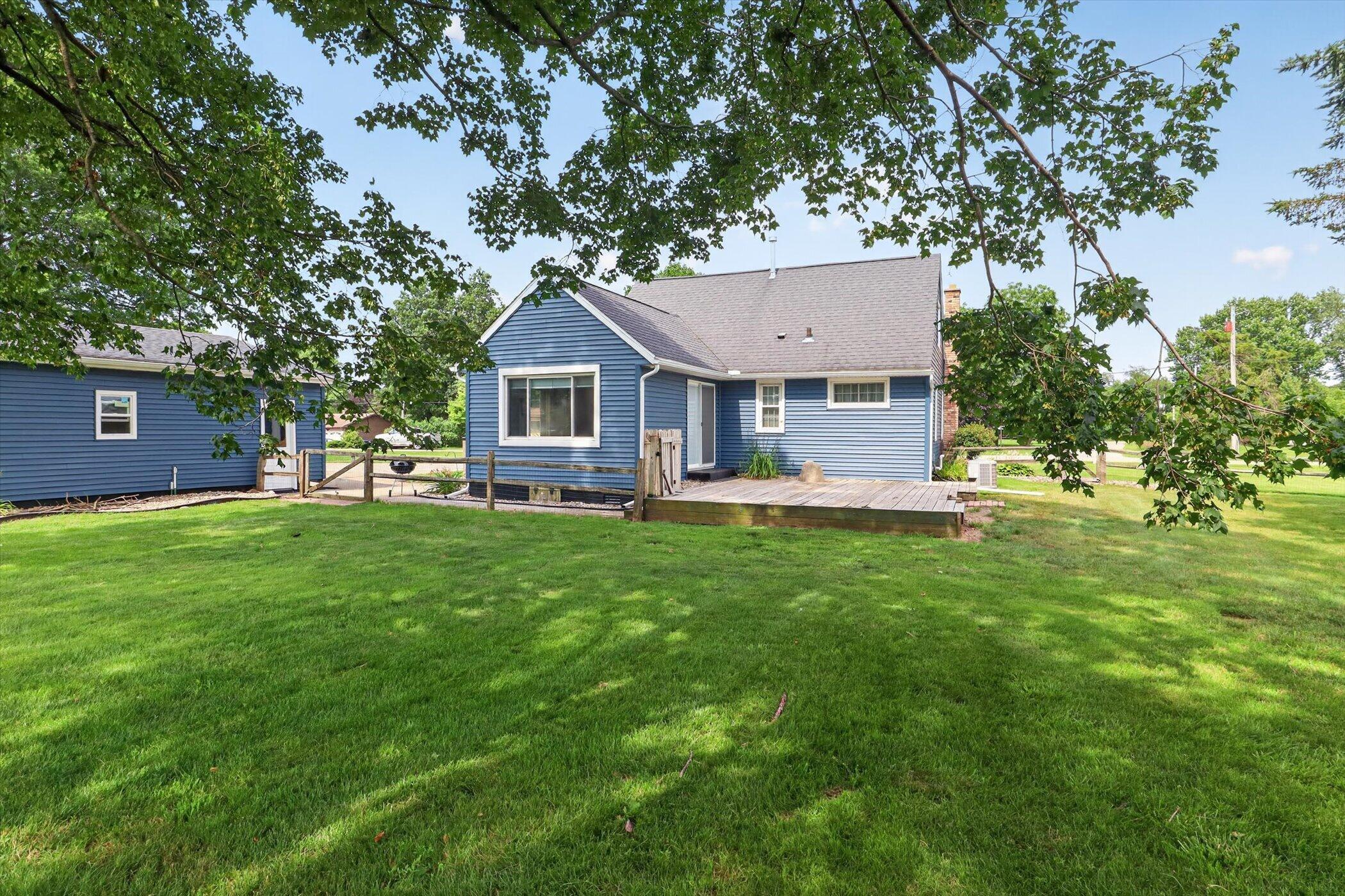 68958 Claire Street Edwardsburg MI 49112
