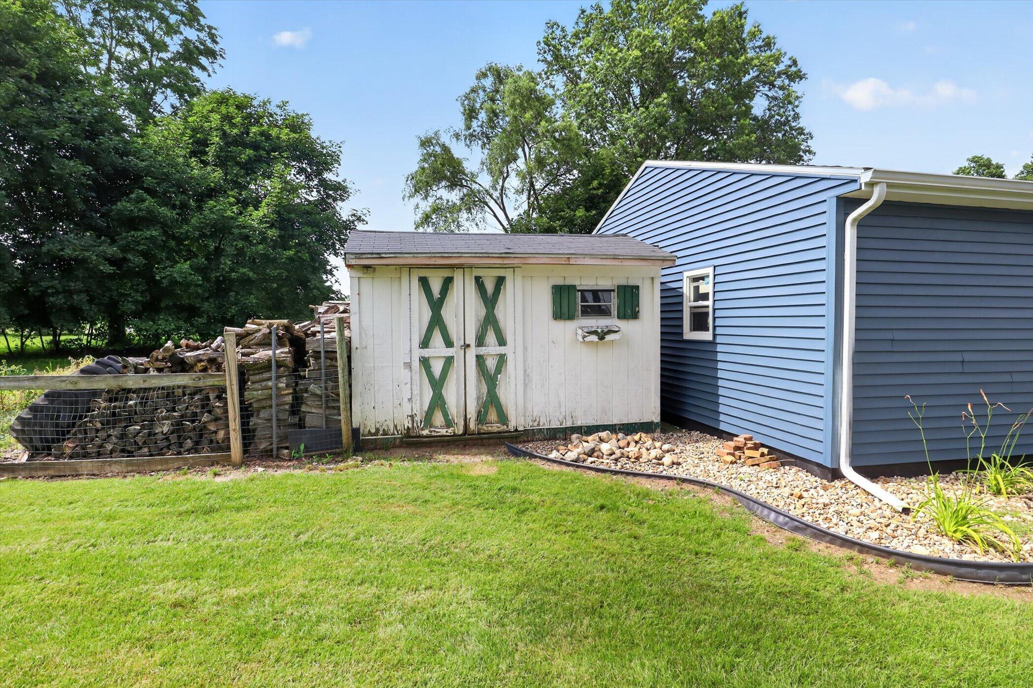 68958 Claire Street Edwardsburg MI 49112
