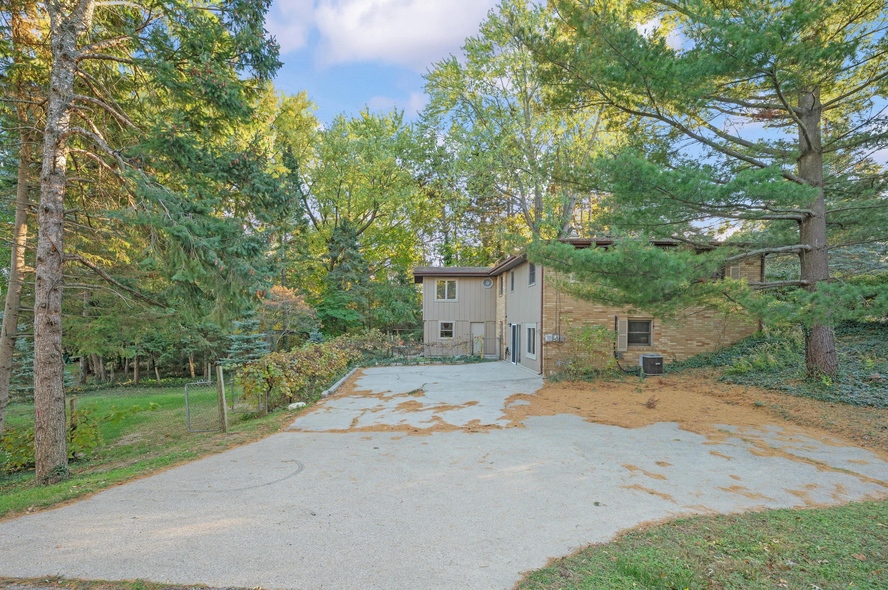 4913 Ridge Road Stevensville MI 49127