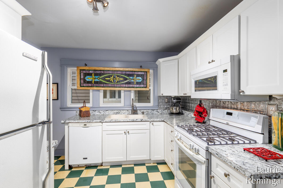 753 Lyon Street NE Grand Rapids MI 49503
