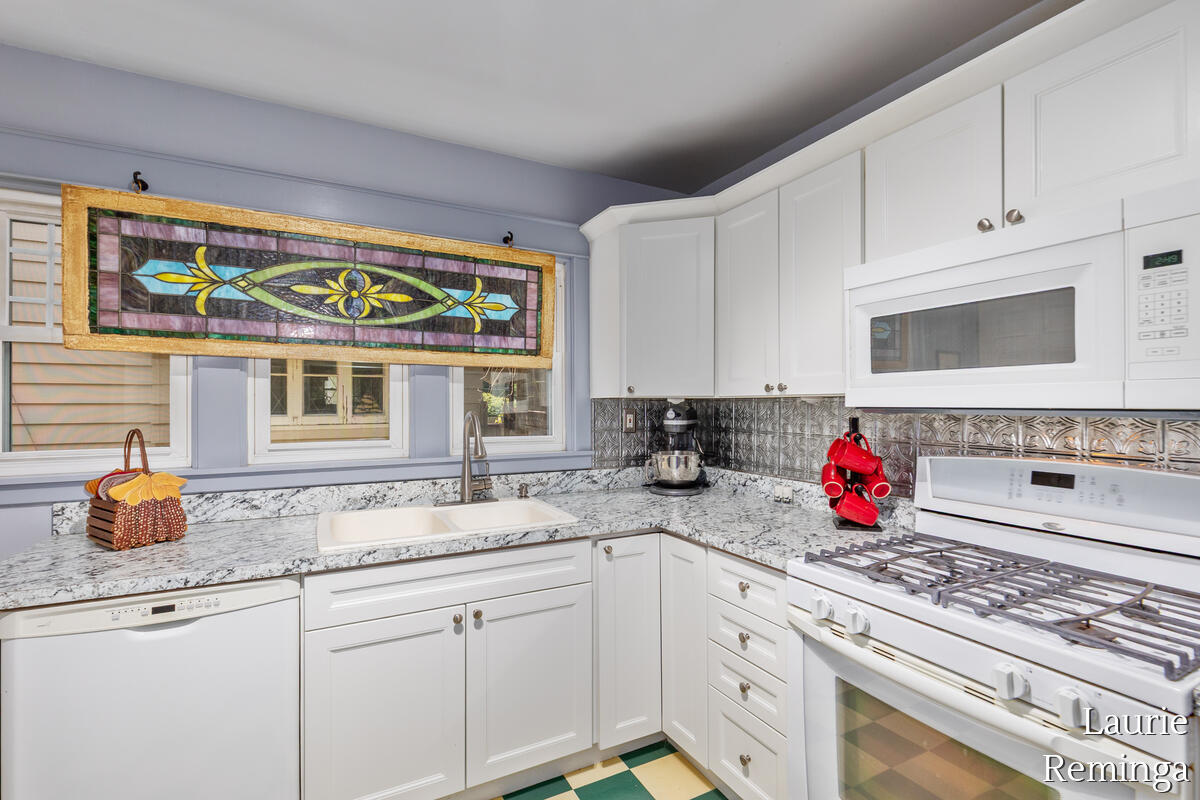 753 Lyon Street NE Grand Rapids MI 49503