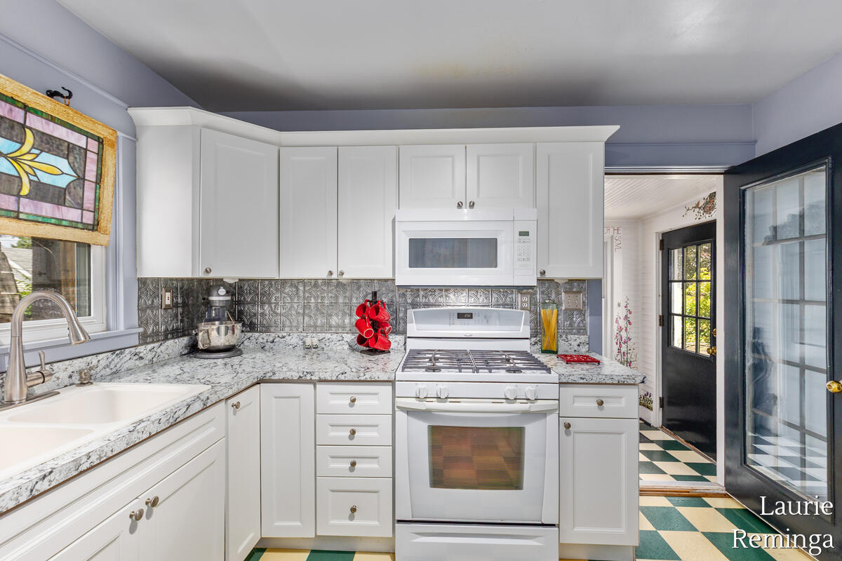 753 Lyon Street NE Grand Rapids MI 49503