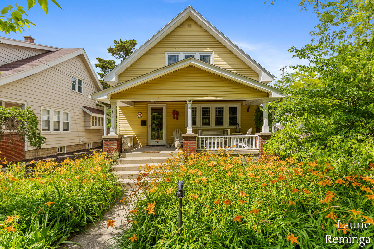 753 Lyon Street NE Grand Rapids MI 49503