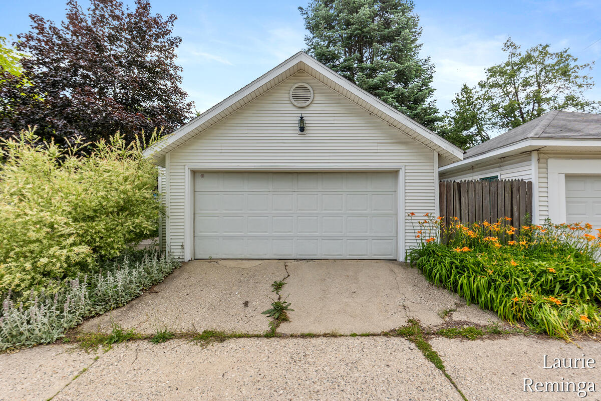 753 Lyon Street NE Grand Rapids MI 49503