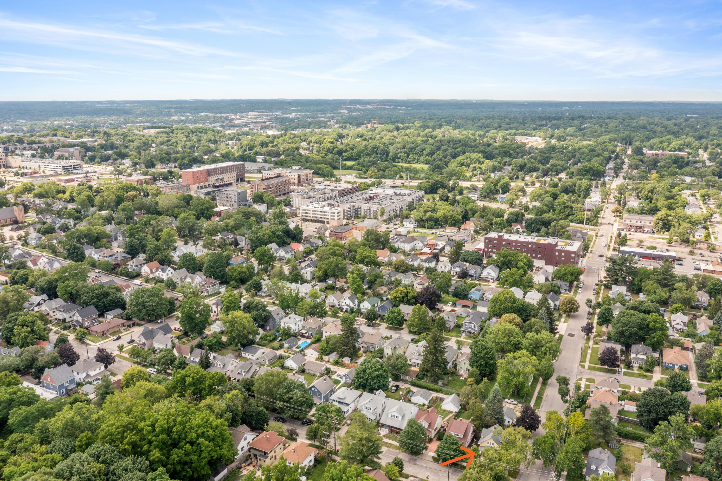 753 Lyon Street NE Grand Rapids MI 49503