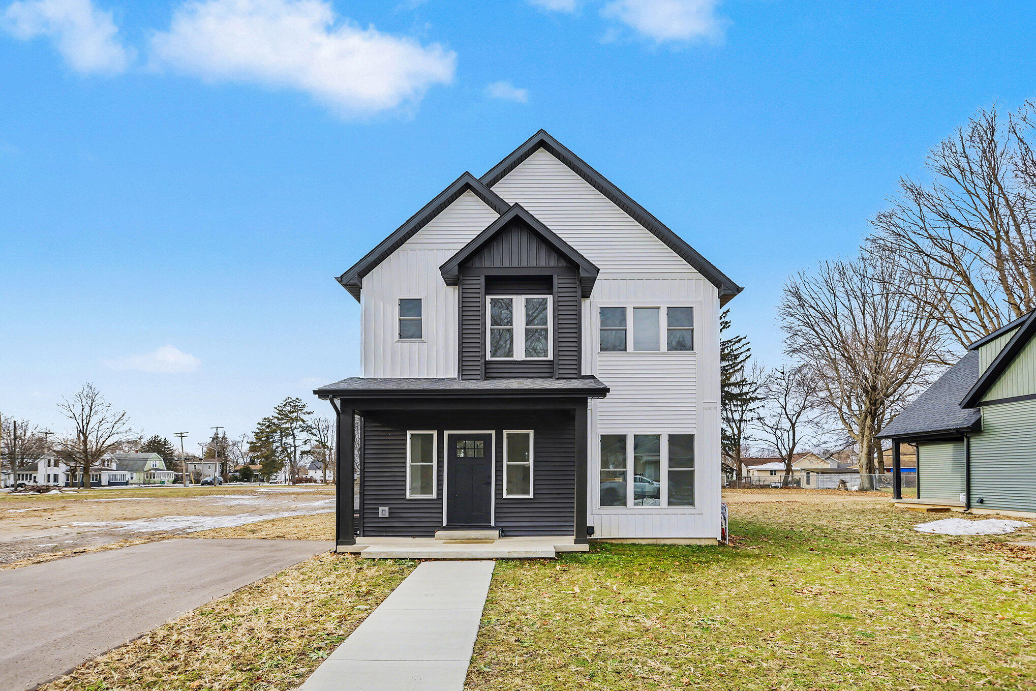 105 Lester Avenue Dowagiac MI 49047