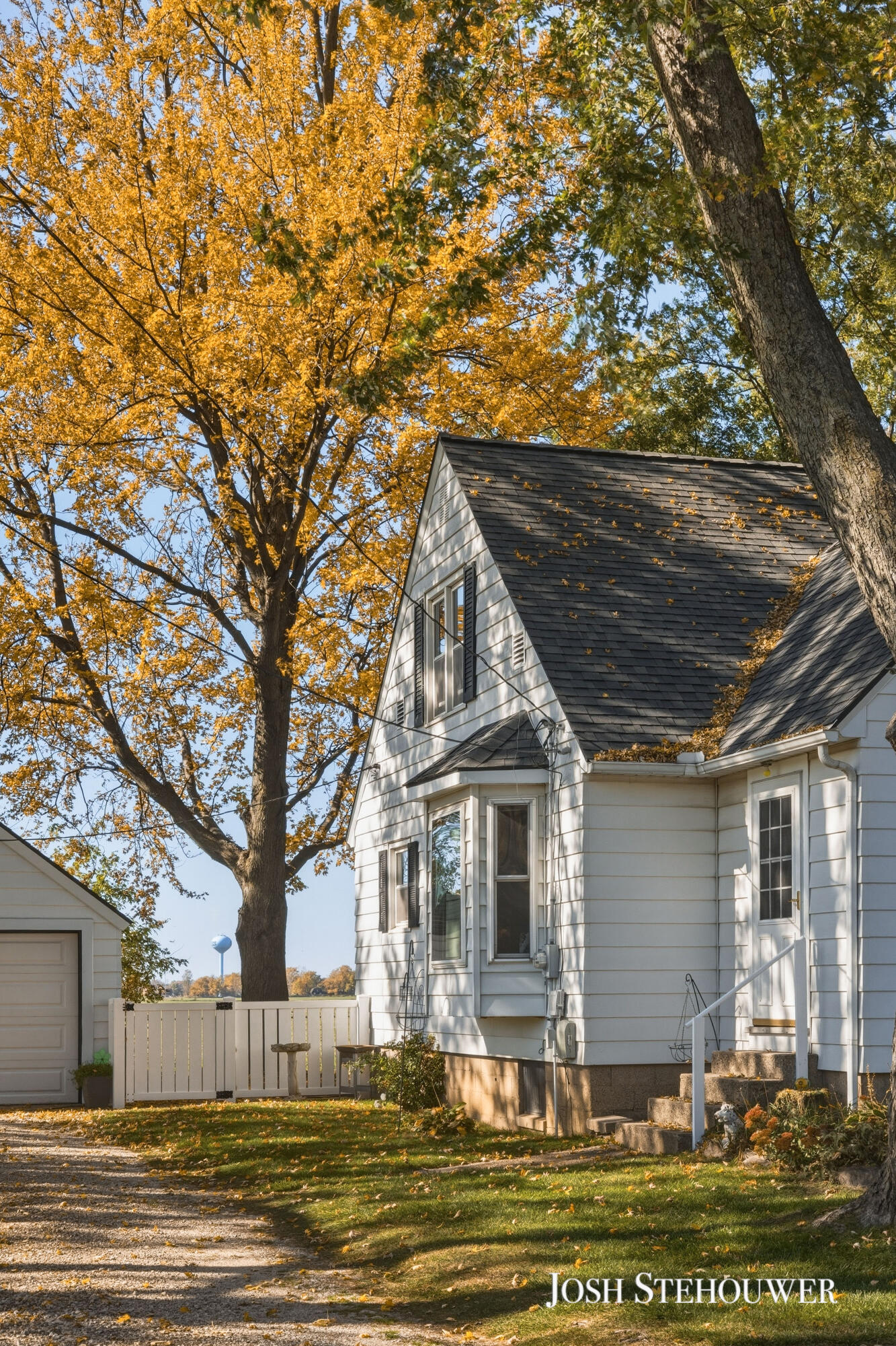 3847 96th Avenue Zeeland MI 49464