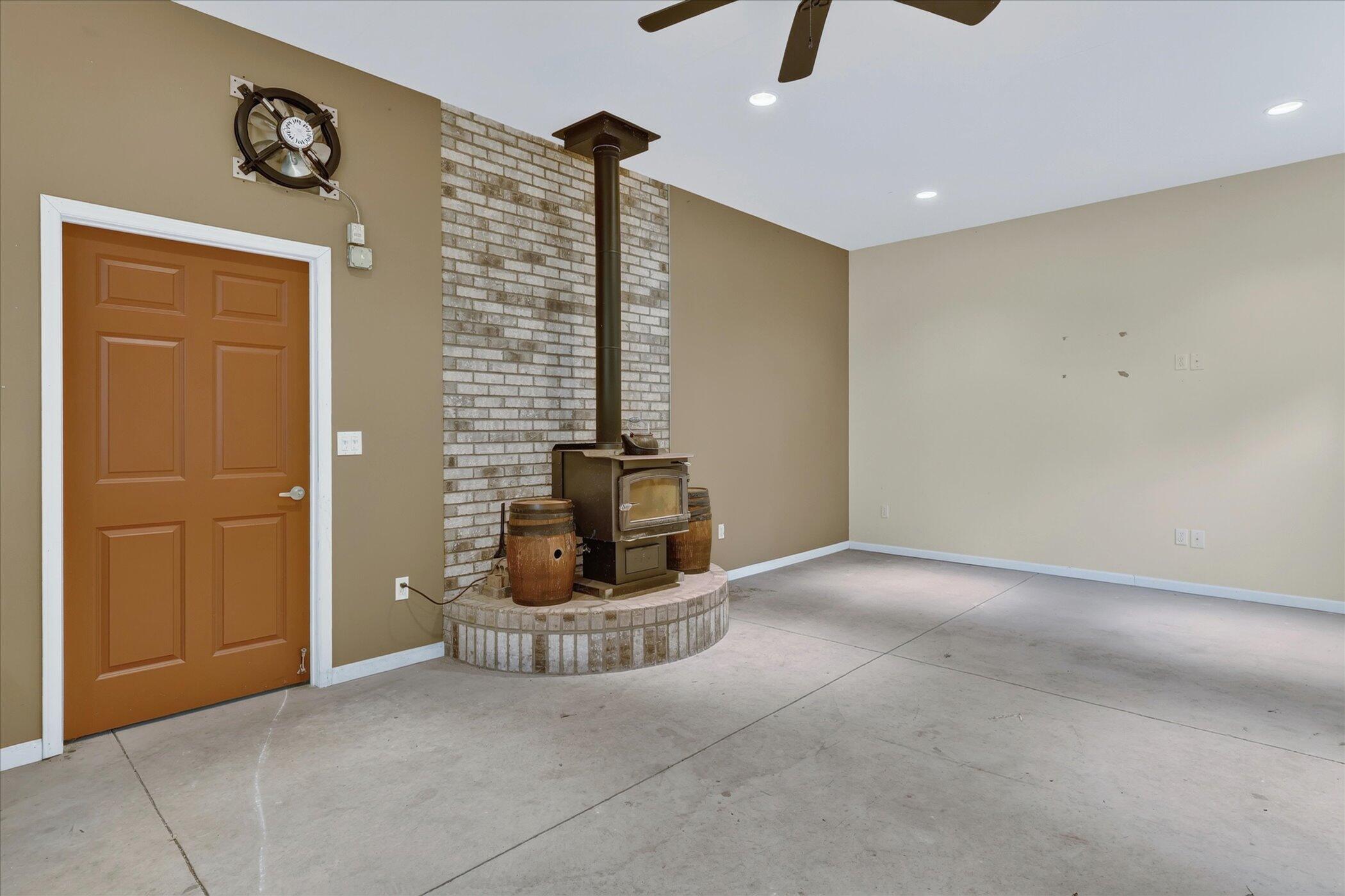 7489 Tiffany Avenue NE Rockford MI 49341